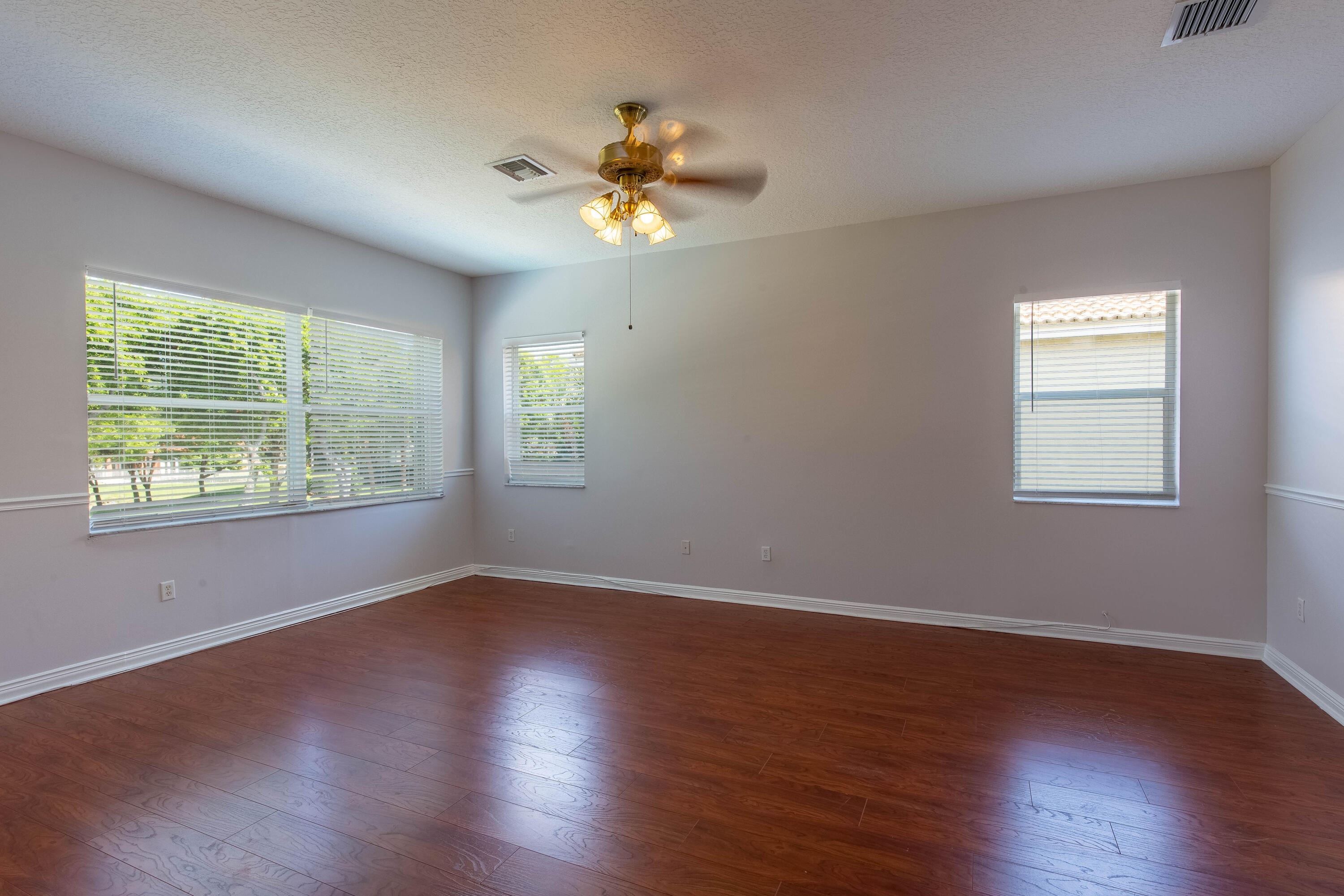 OLYMPIA - Residential Lease