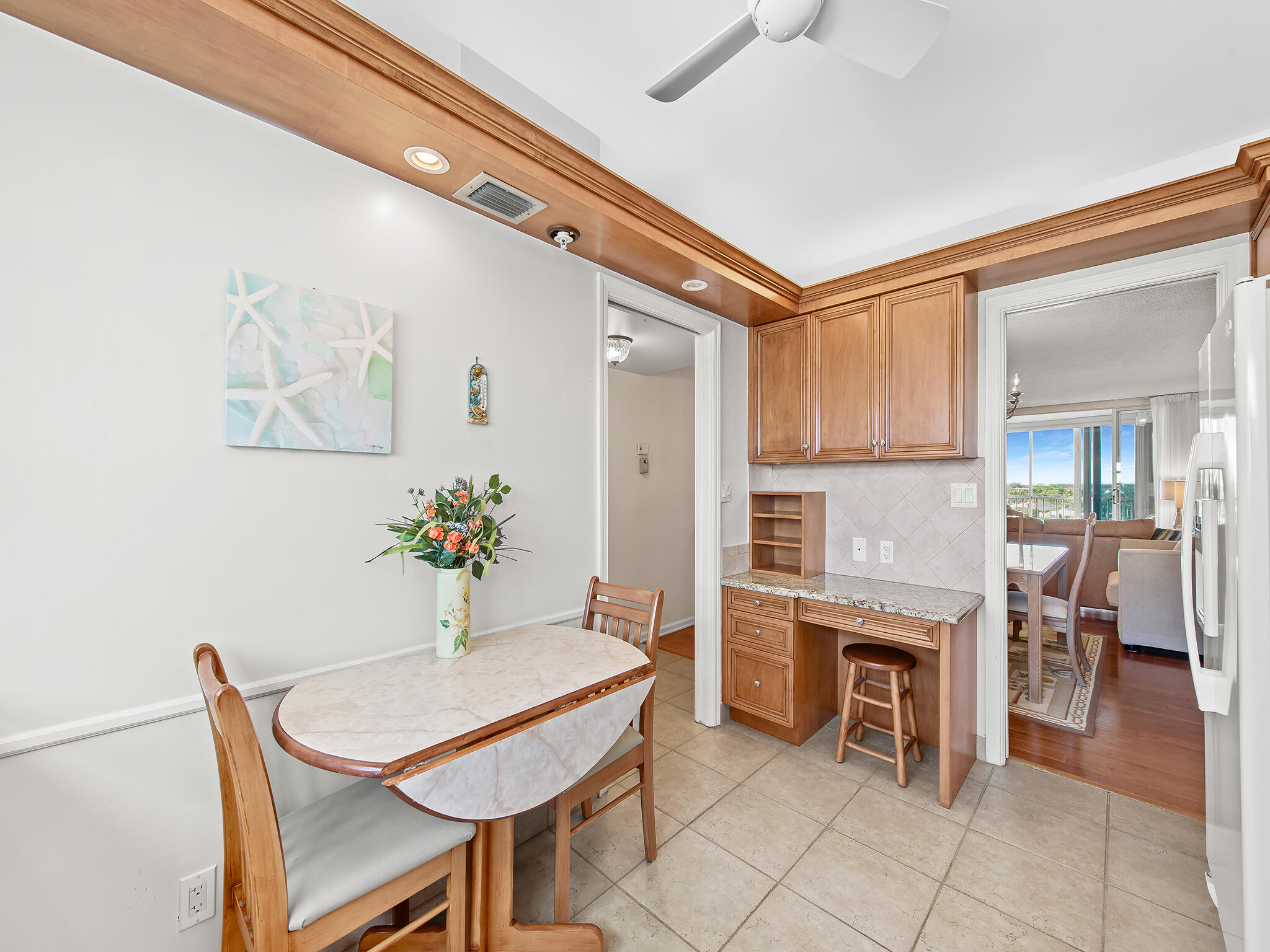 SEAGATE OF HIGHLAND CONDO - Residential