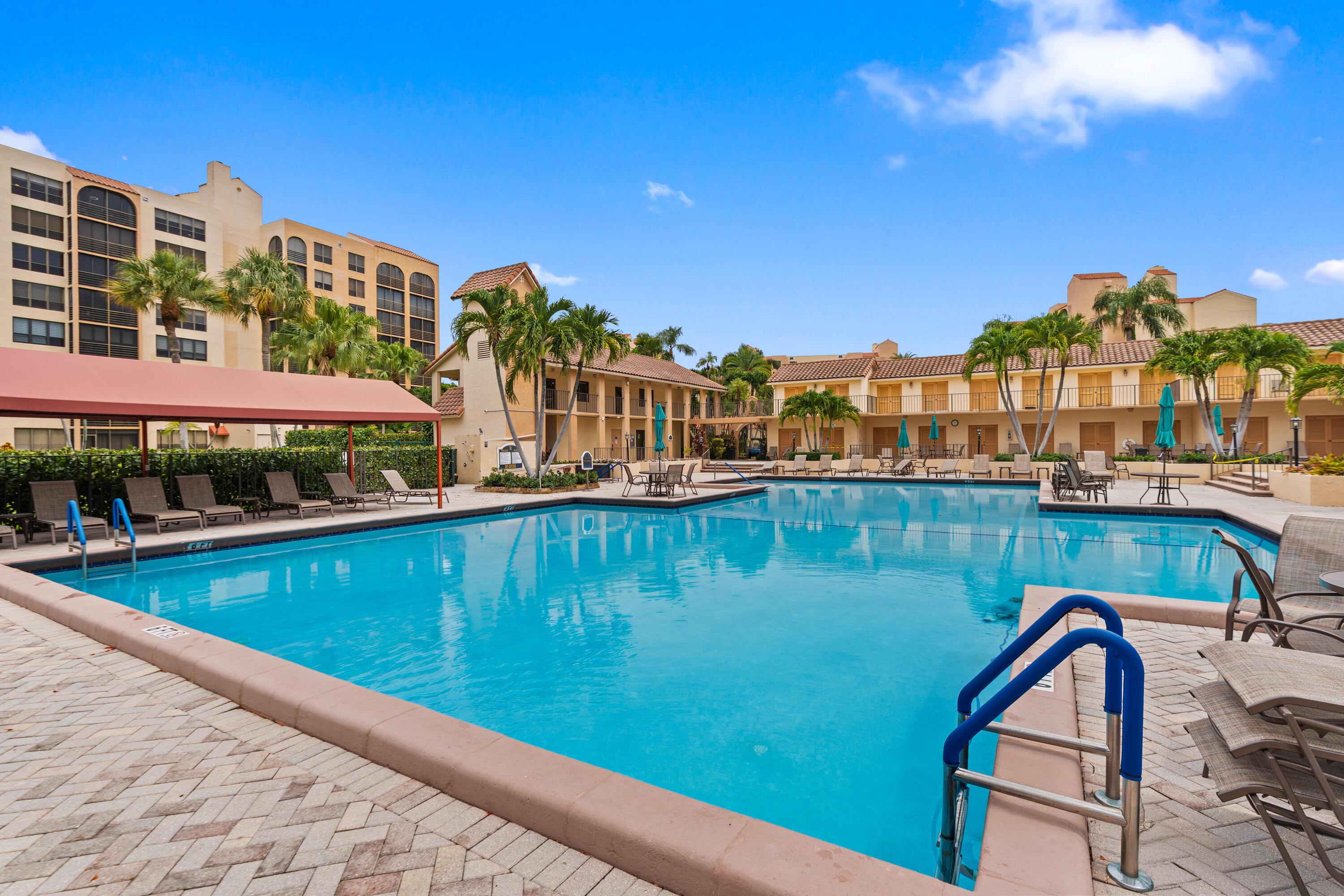 PROMENADE AT BOCA POINTE CONDOS 1,2 AND 3 IN OR413 - Residential