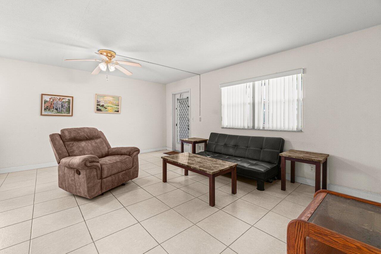 KINGS POINT BRITTANY CONDOS - Residential