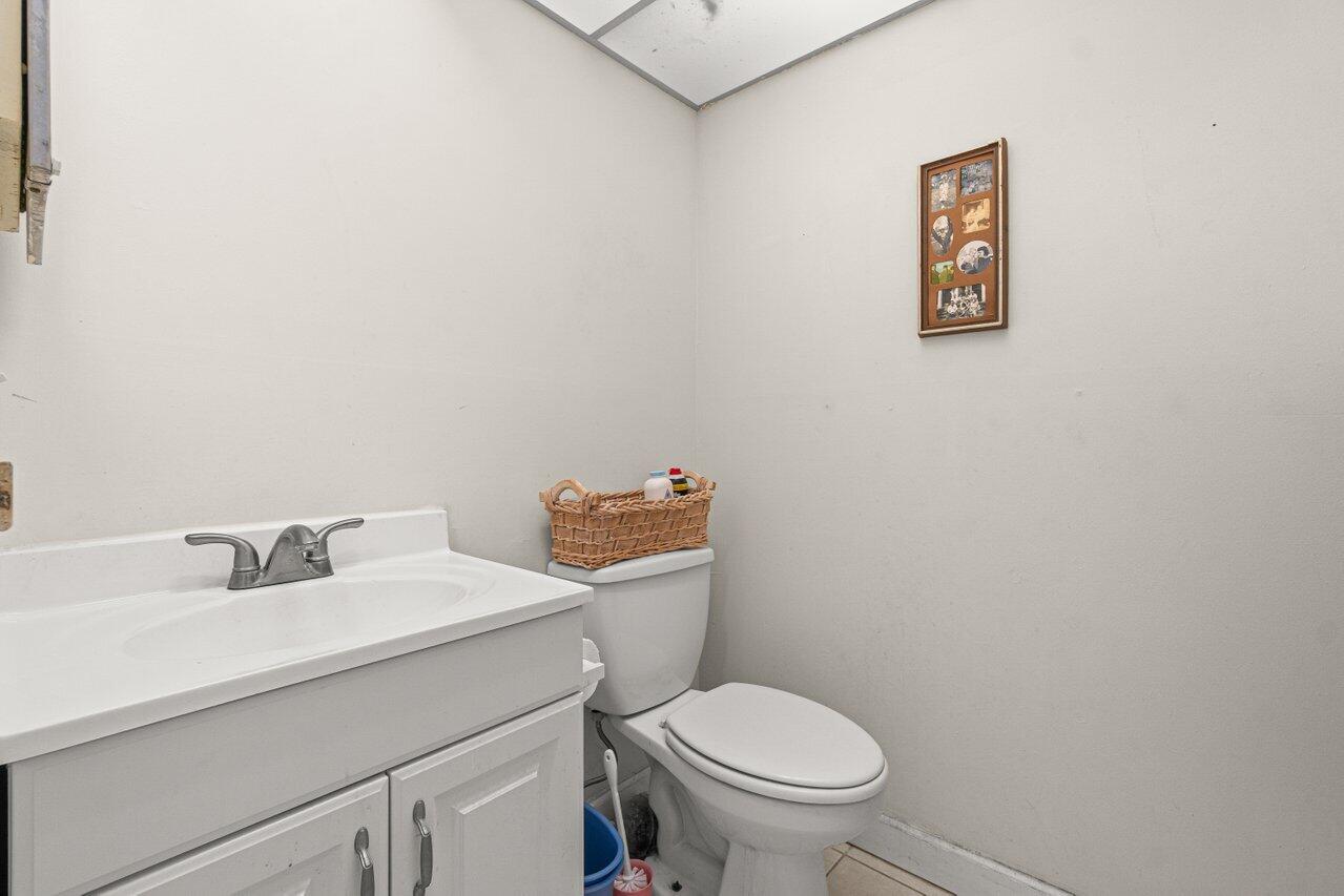 KINGS POINT BRITTANY CONDOS - Residential