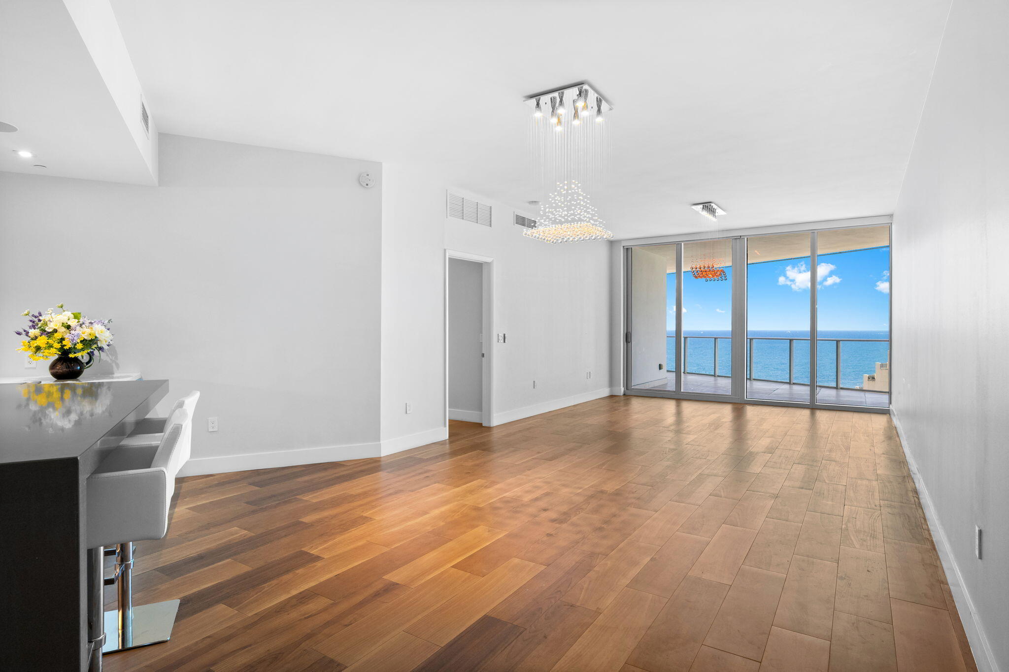 Paramount - Residential