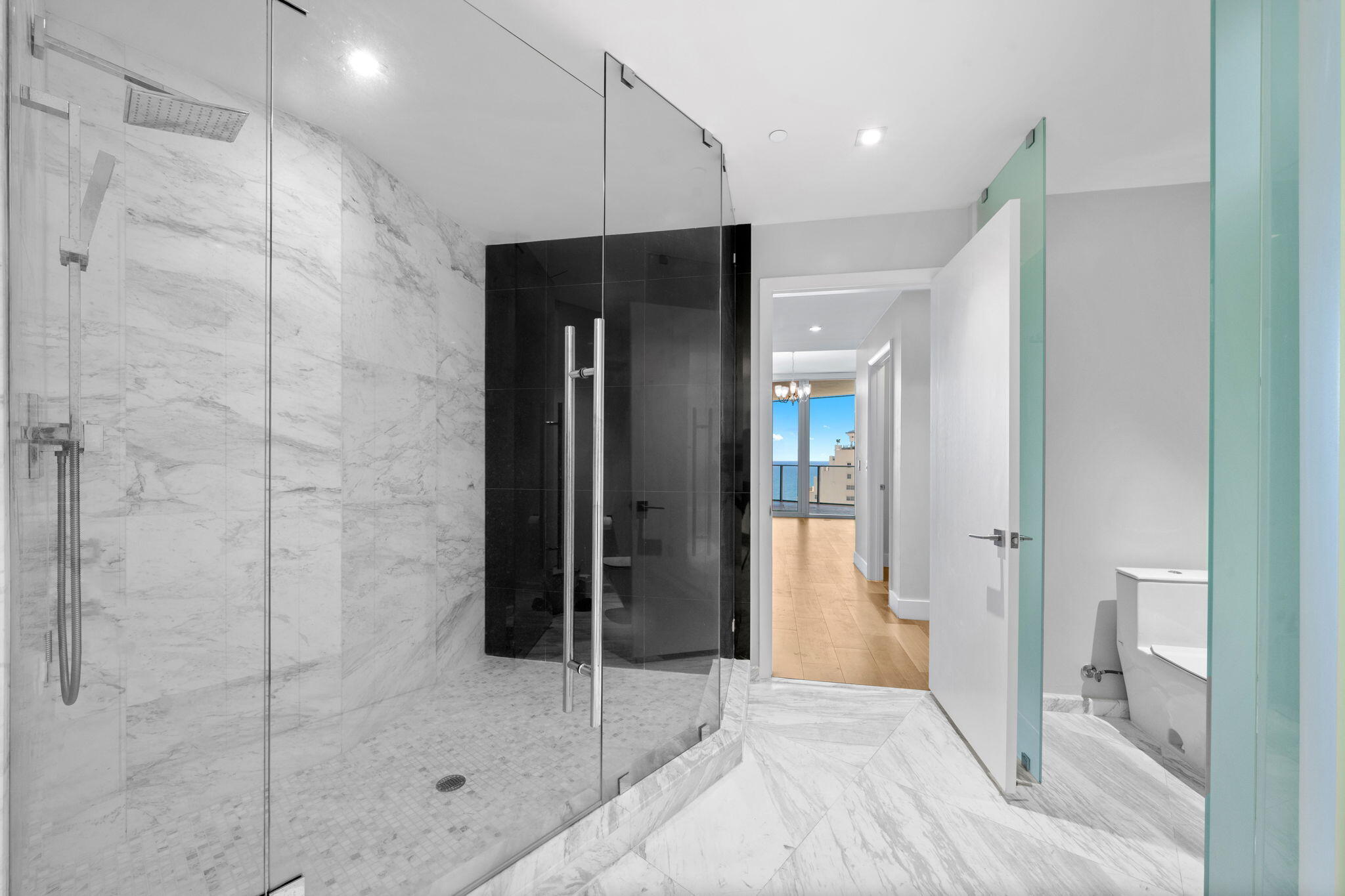 Paramount - Residential
