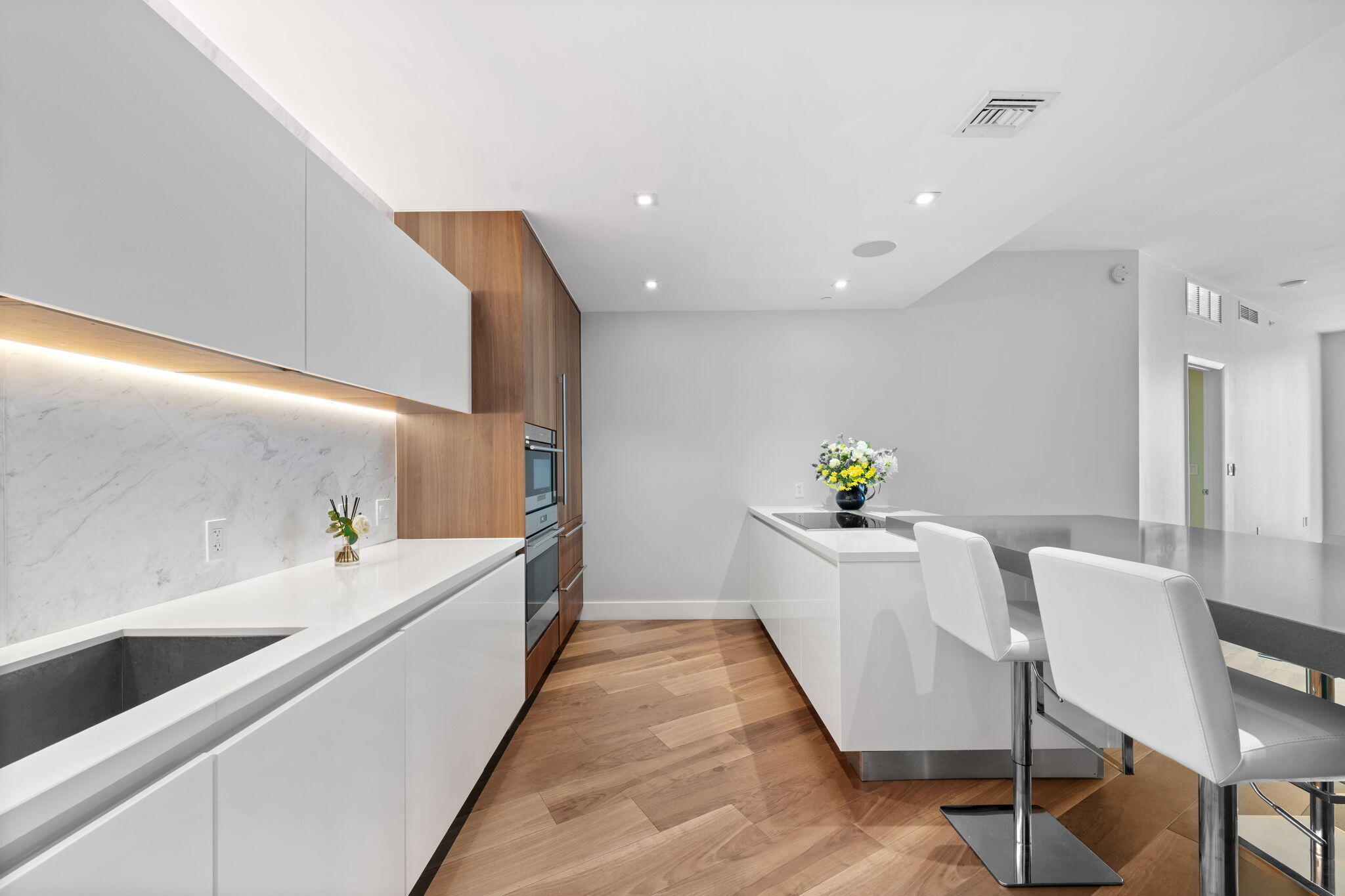 Paramount - Residential