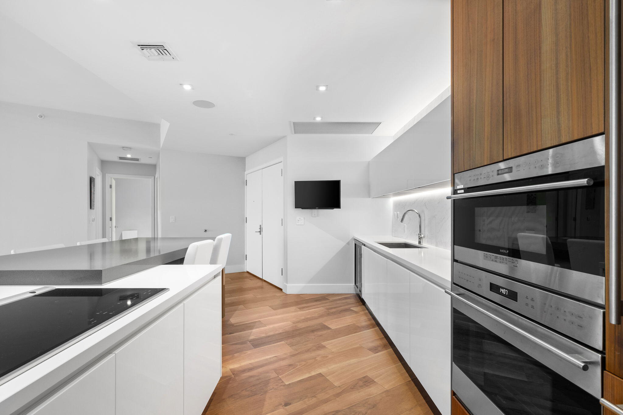 Paramount - Residential