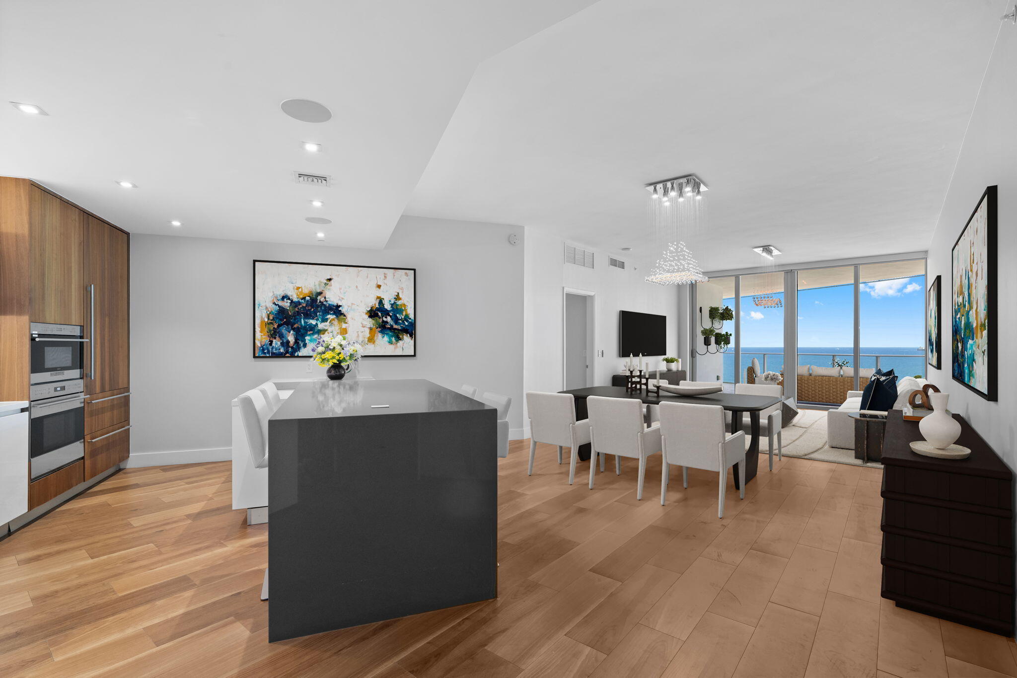 Paramount - Residential