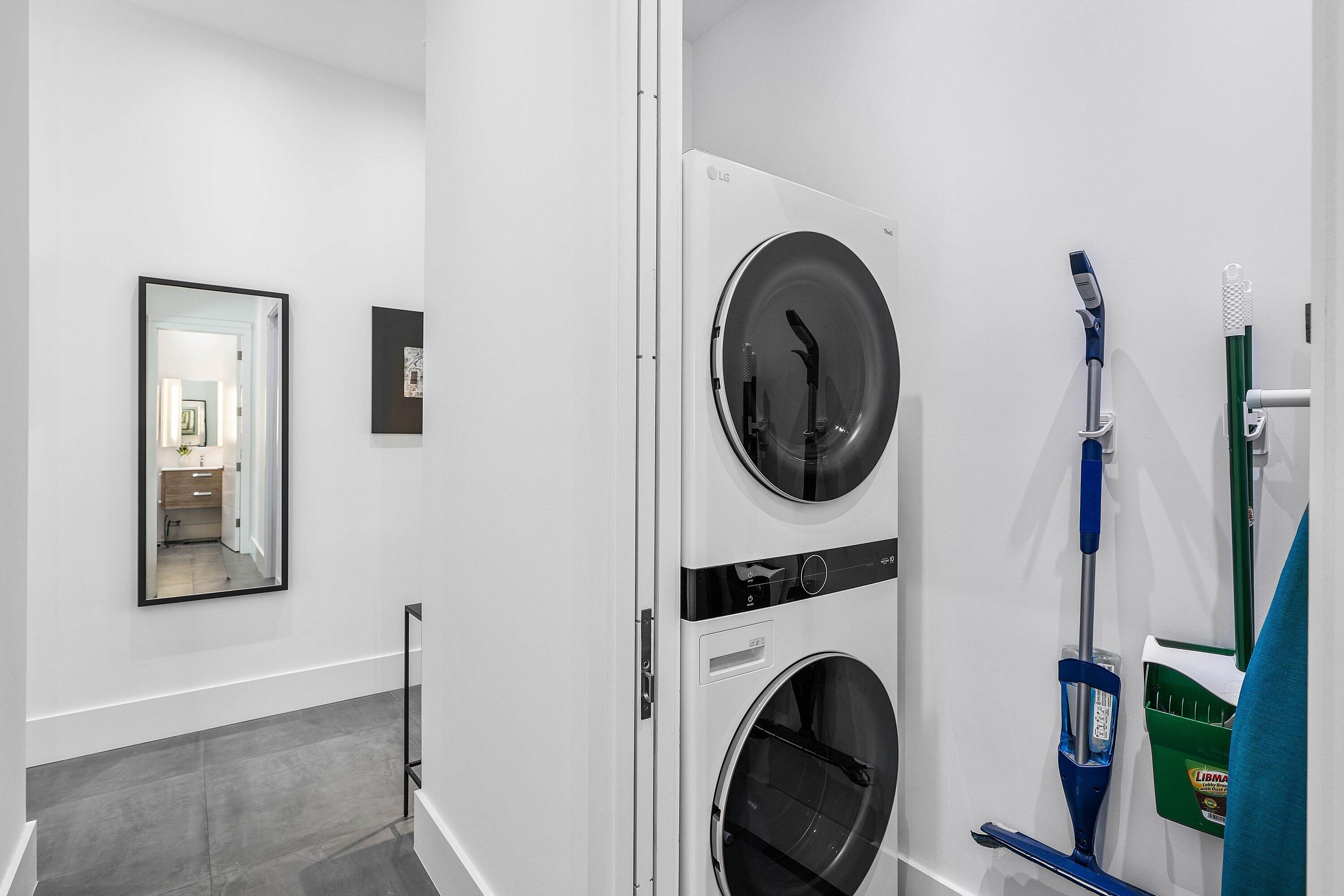 DELL PARK - Residential Lease