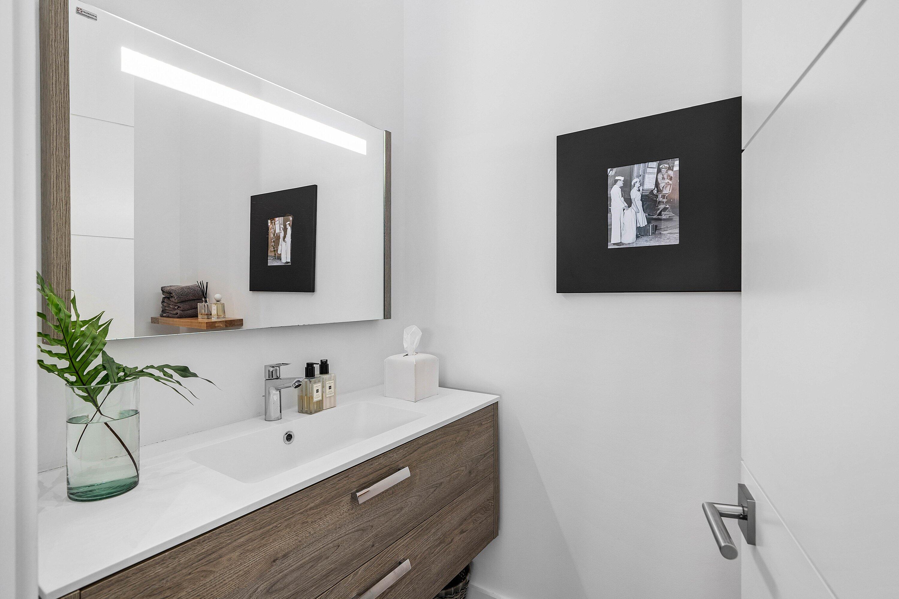 DELL PARK - Residential Lease