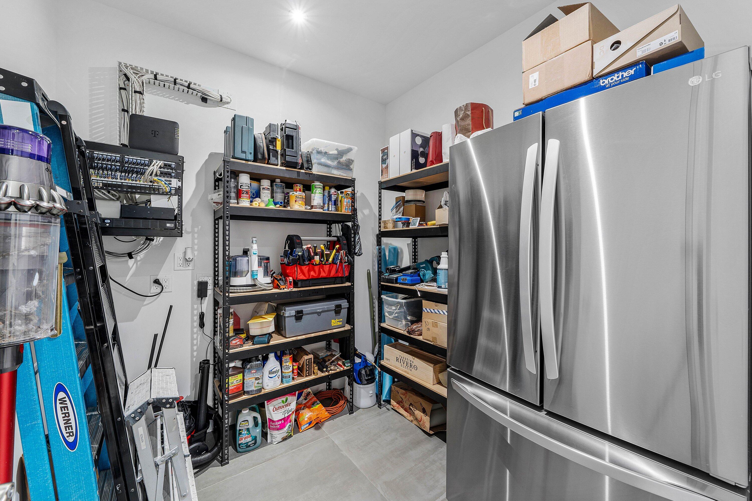 DELL PARK - Residential Lease