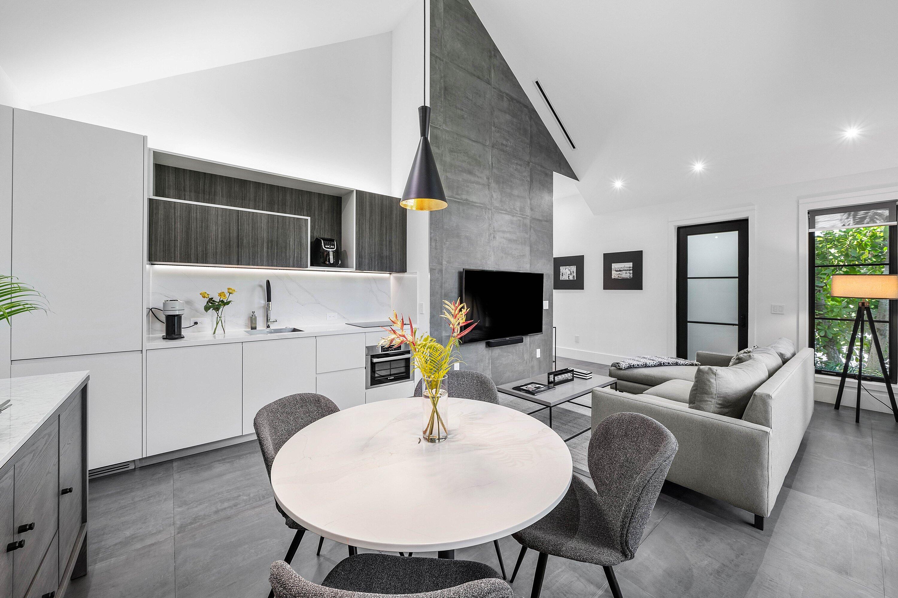 DELL PARK - Residential Lease
