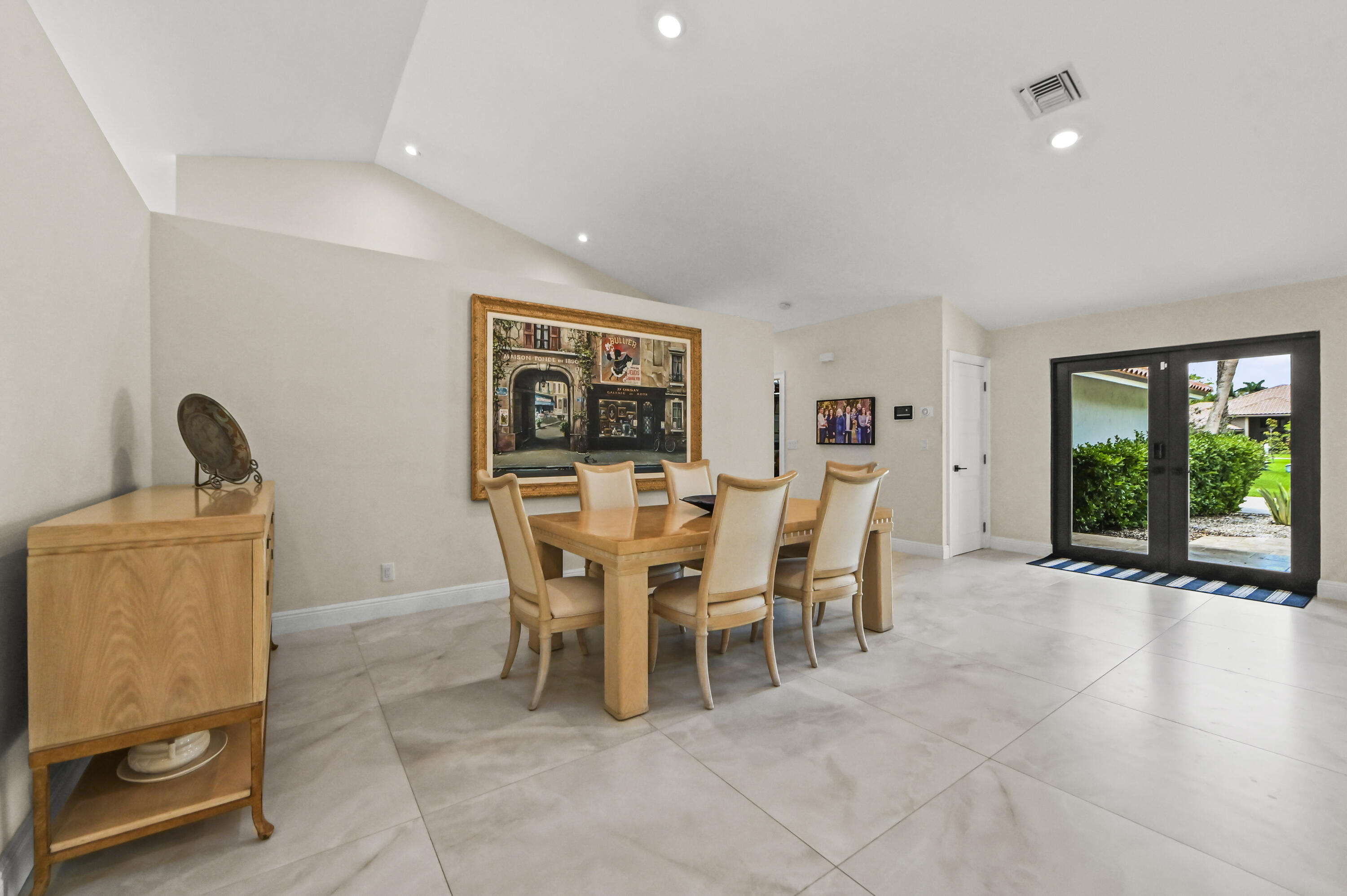 PINEWOOD OF WELLINGTON - Residential