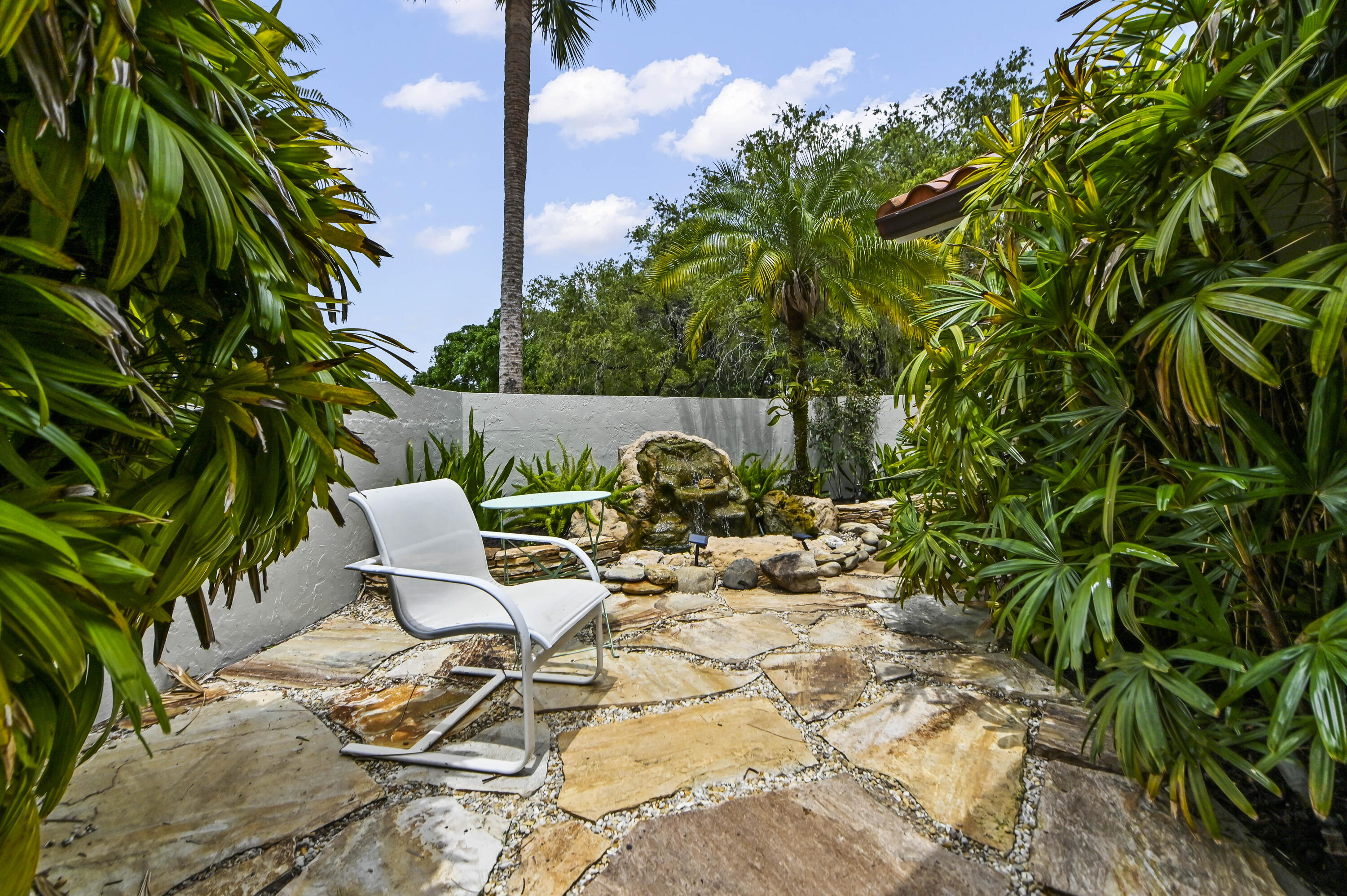 PINEWOOD OF WELLINGTON - Residential