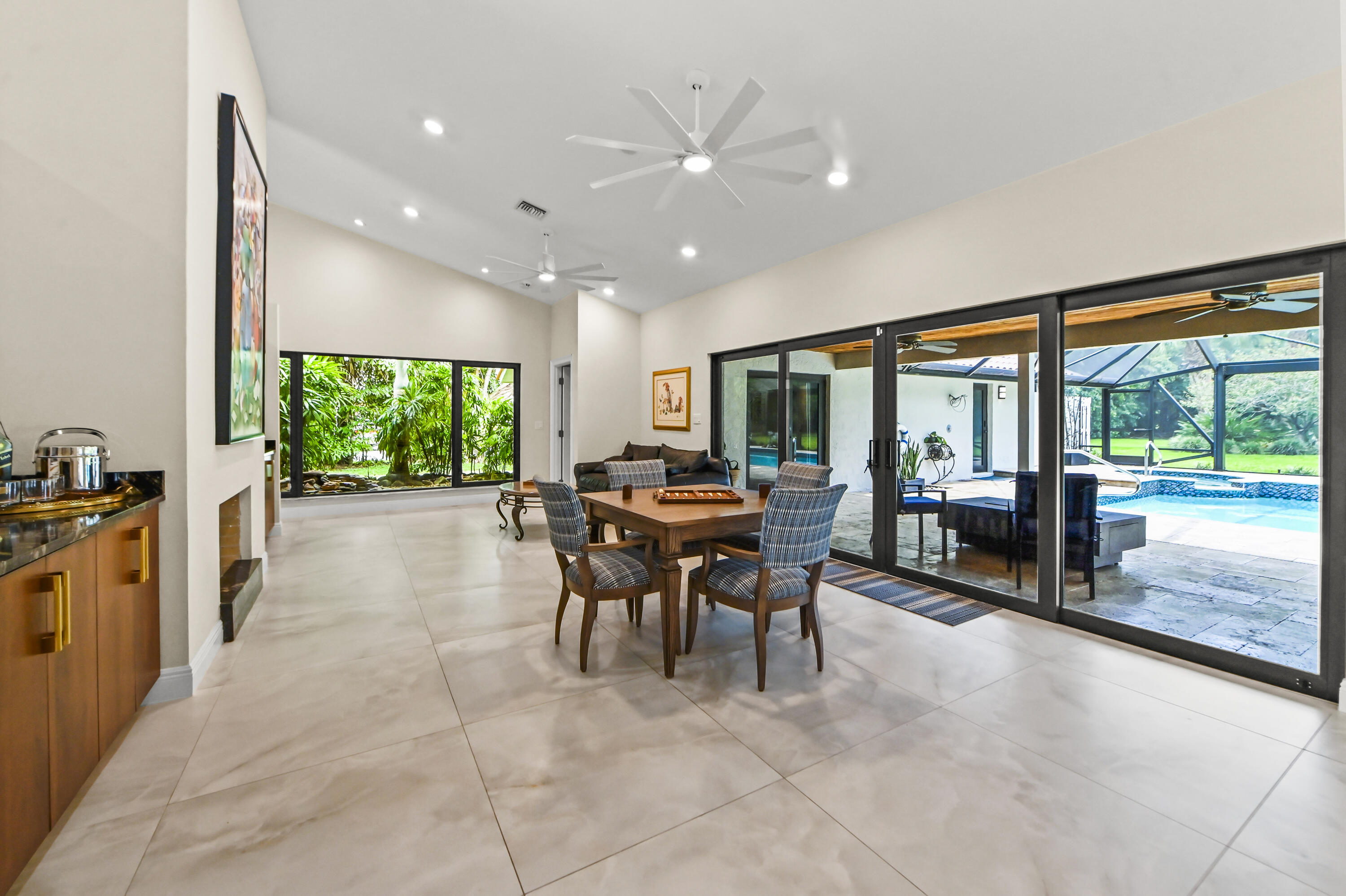 PINEWOOD OF WELLINGTON - Residential