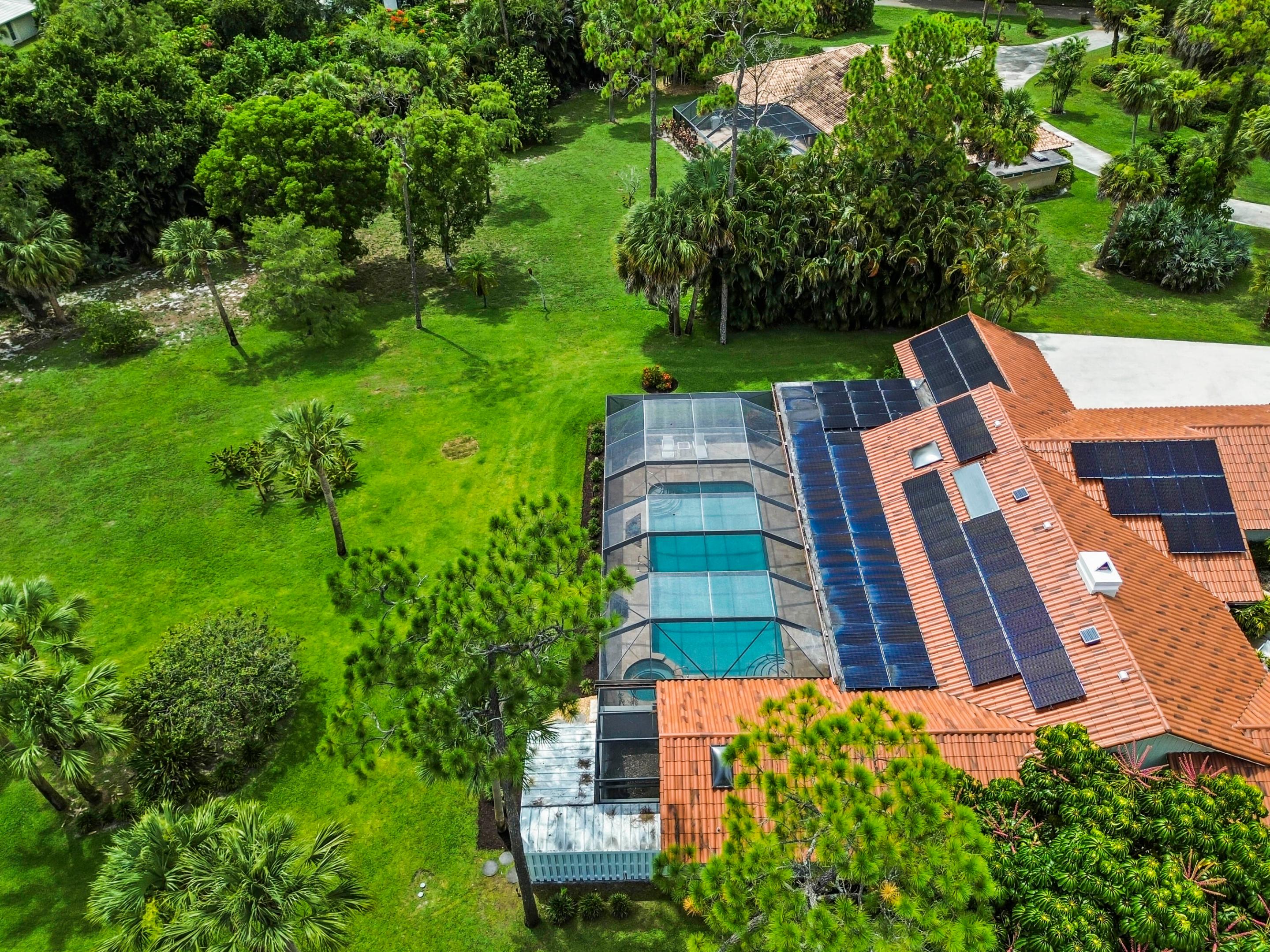 PINEWOOD OF WELLINGTON - Residential
