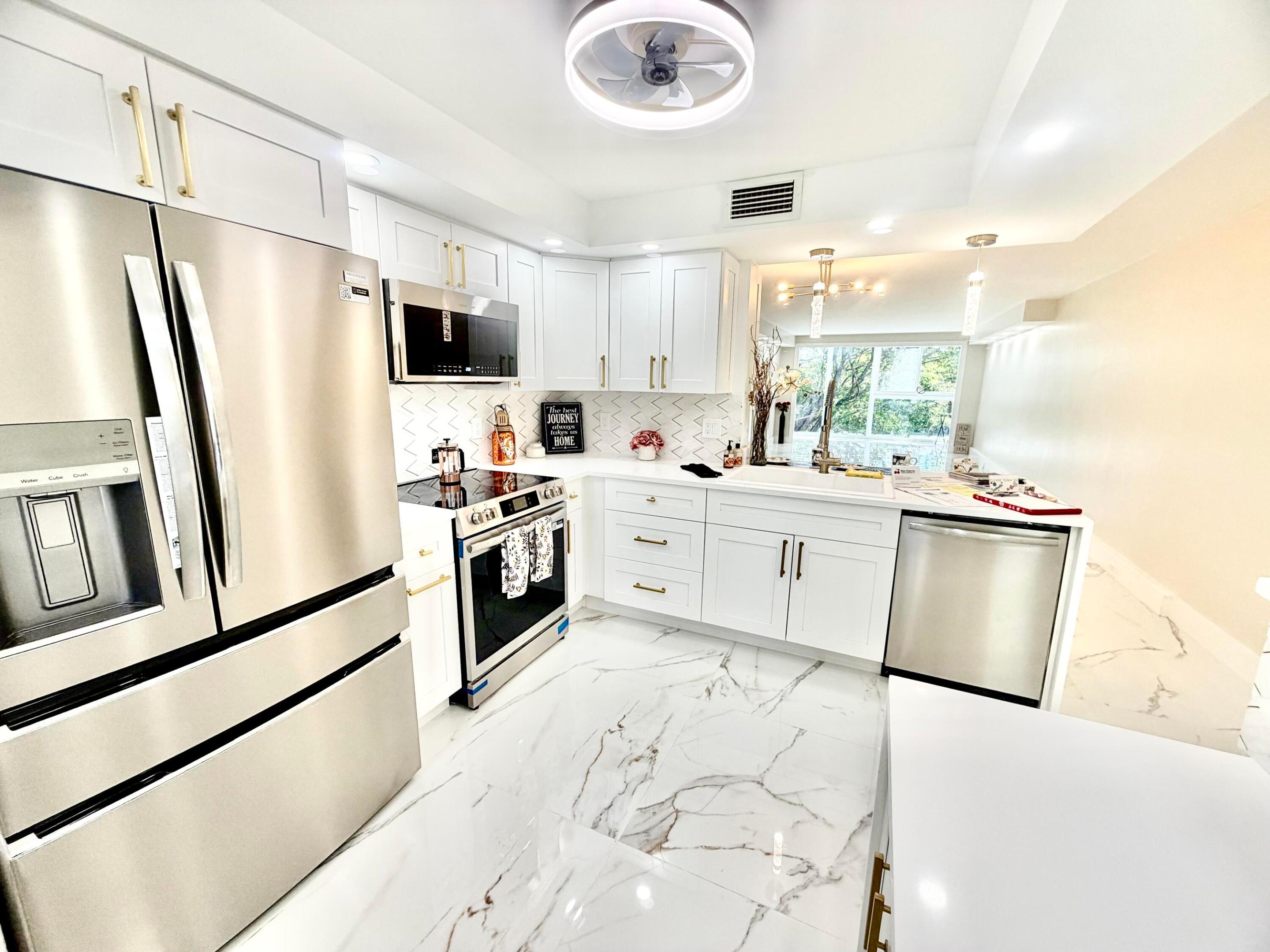 GRANADA VILLAGE B CONDO - Residential