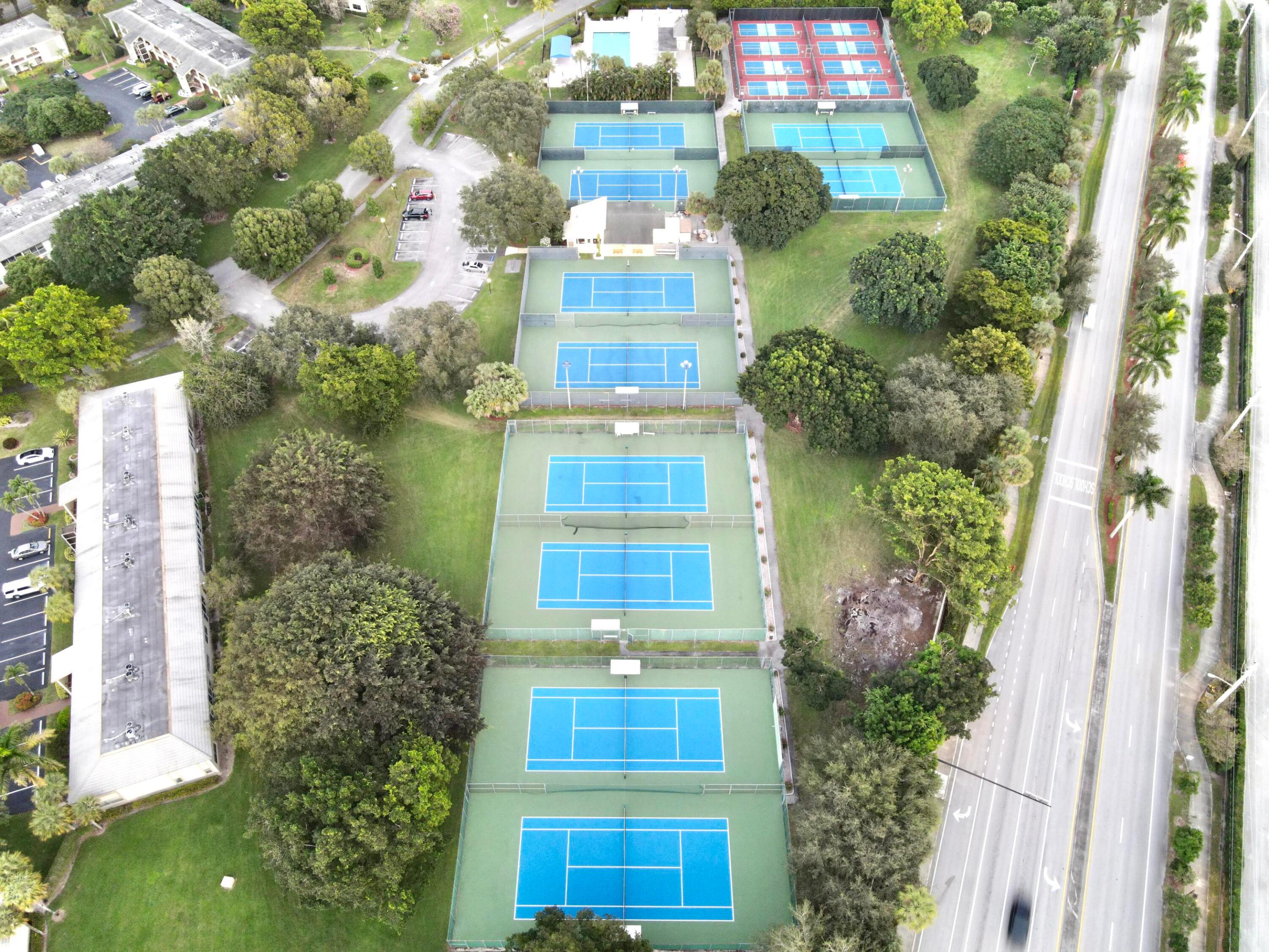 GRANADA VILLAGE B CONDO - Residential