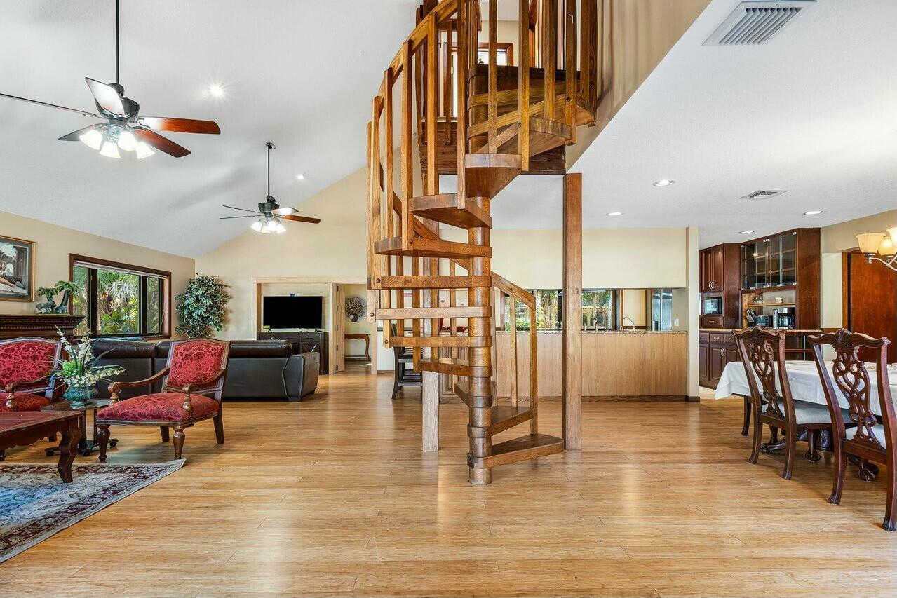 PALM BEACH RANCHETTES - Residential