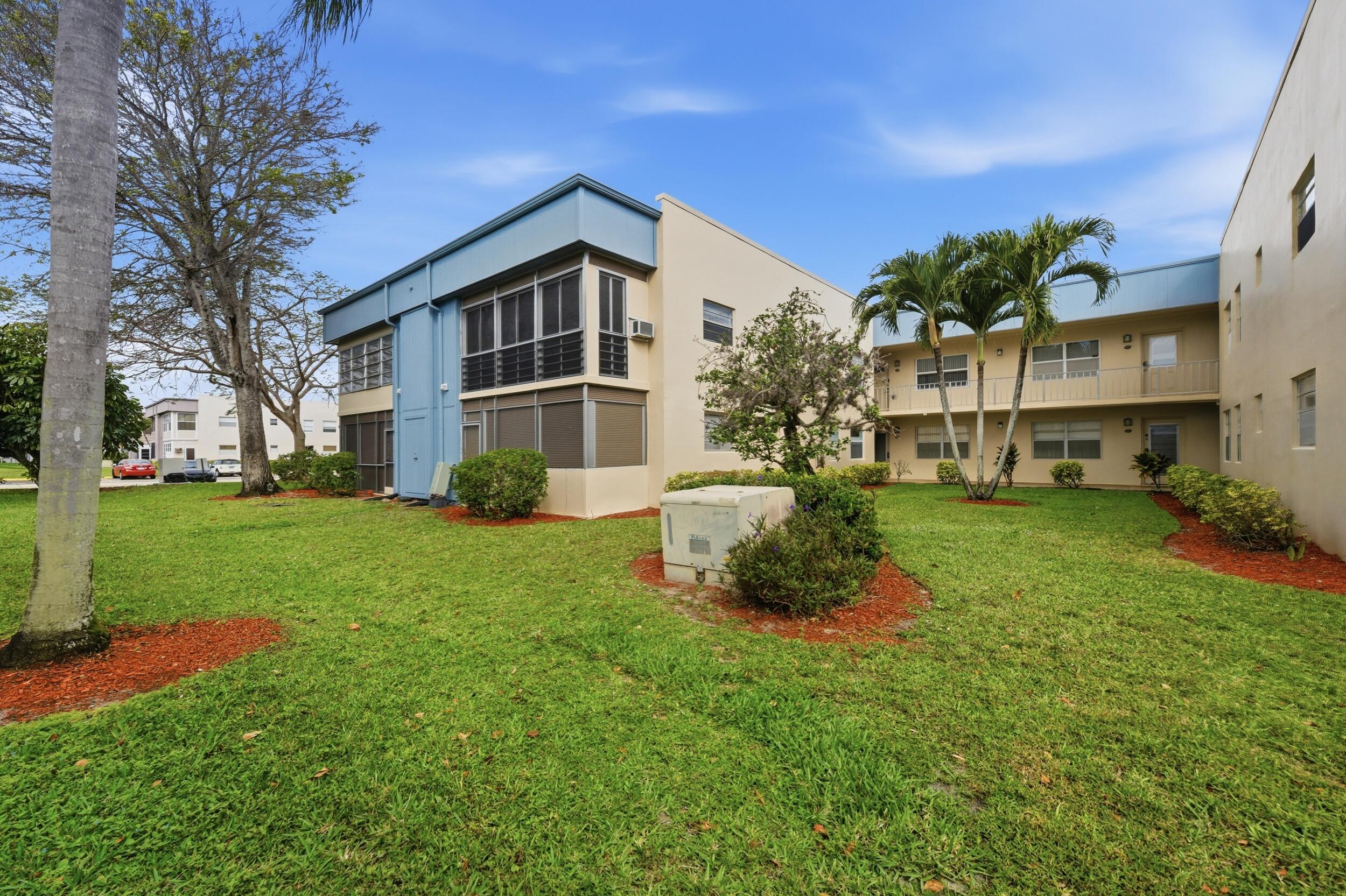 KINGS POINT - Residential