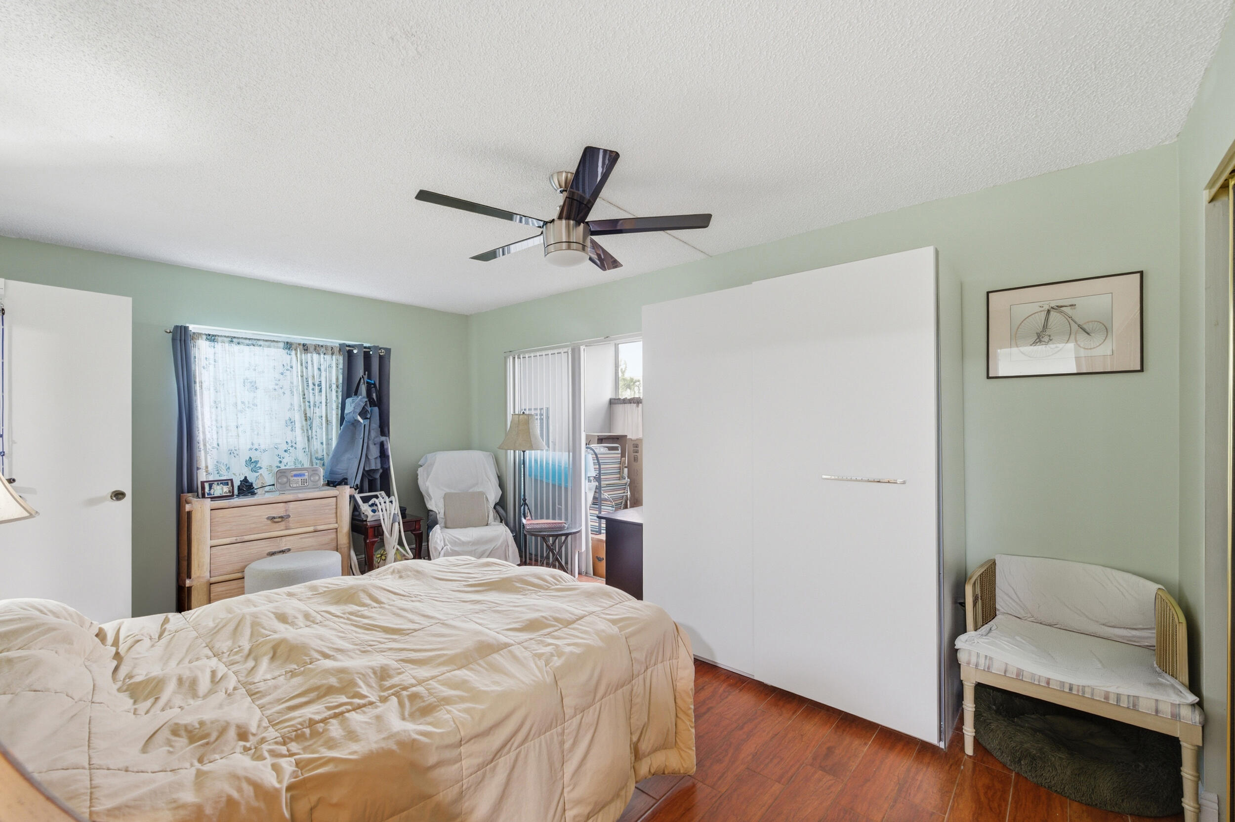 KINGS POINT - Residential