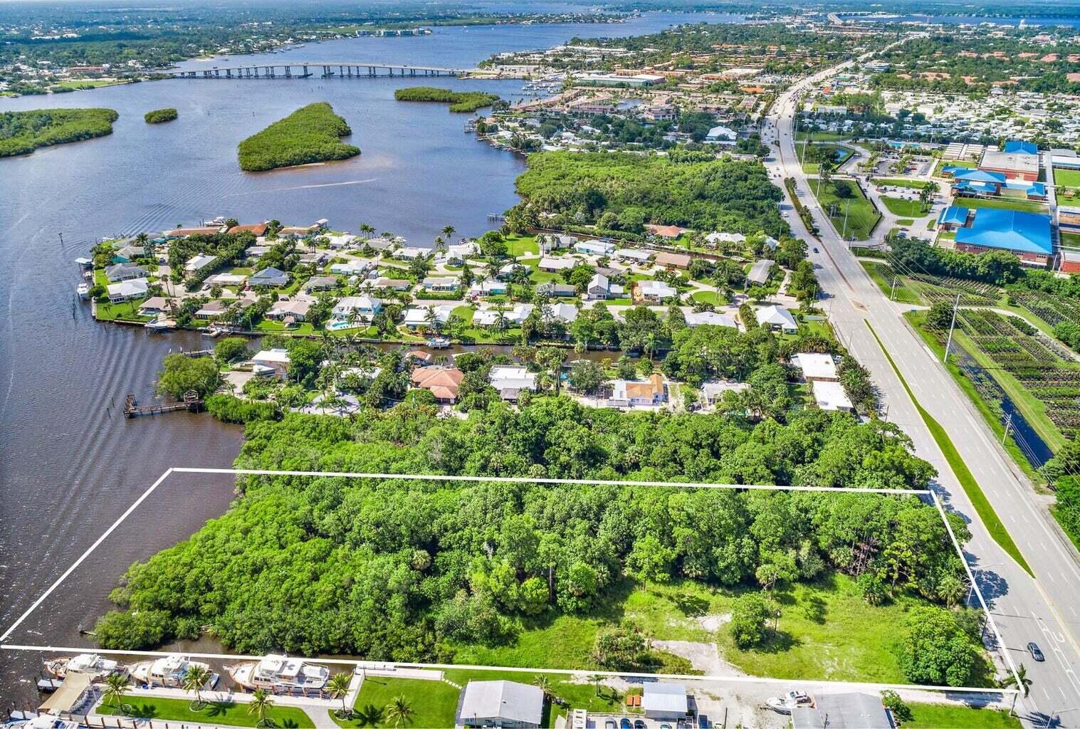31400 Monterey Rd - Land