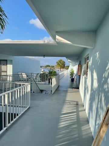 LORI-LYNN CONDO - Residential
