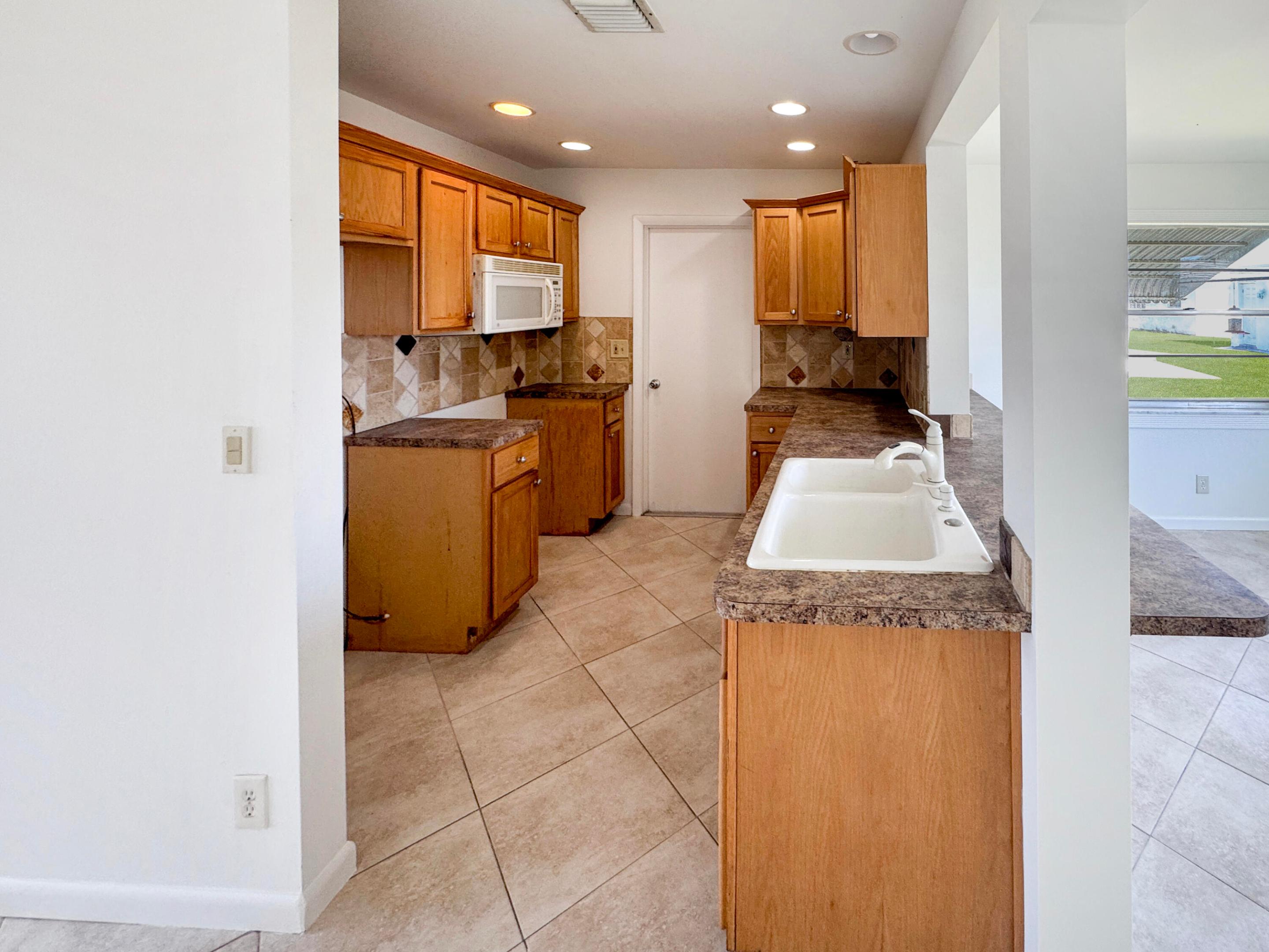 Palm Beach Leisureville - Residential