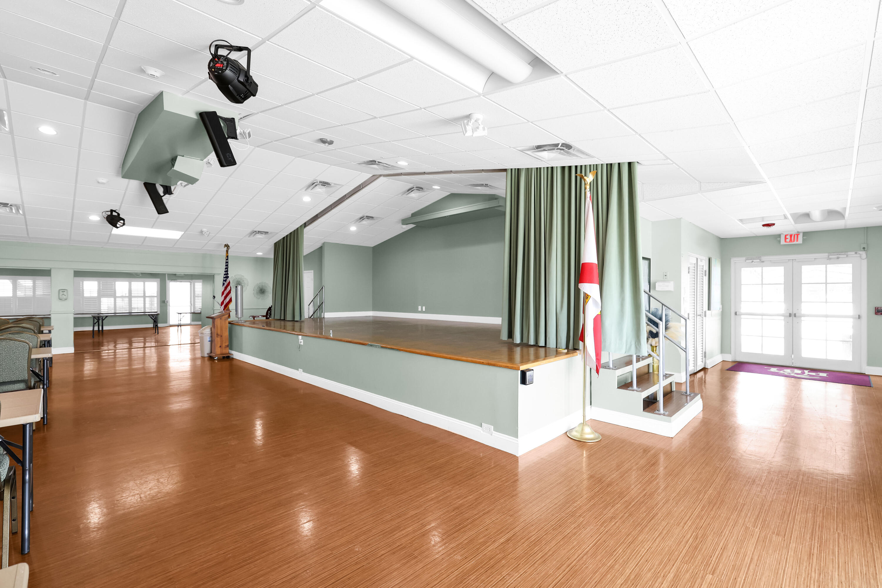 Palm Beach Leisureville - Residential