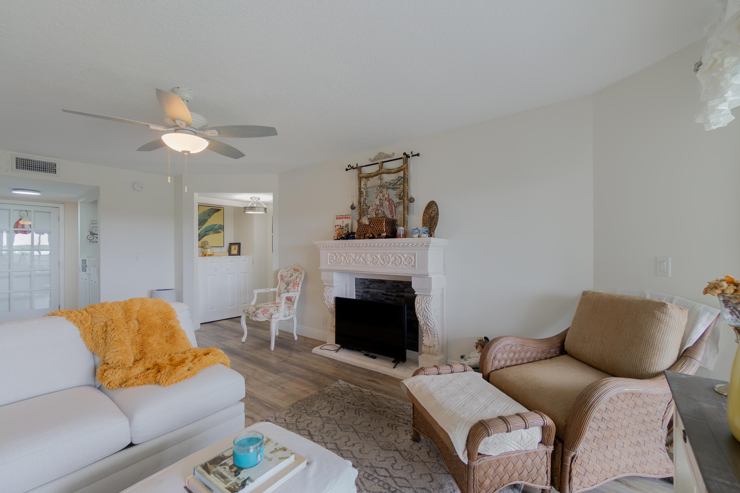 POINCIANA PLACE CONDO 1,2,8 AND 9 - Residential