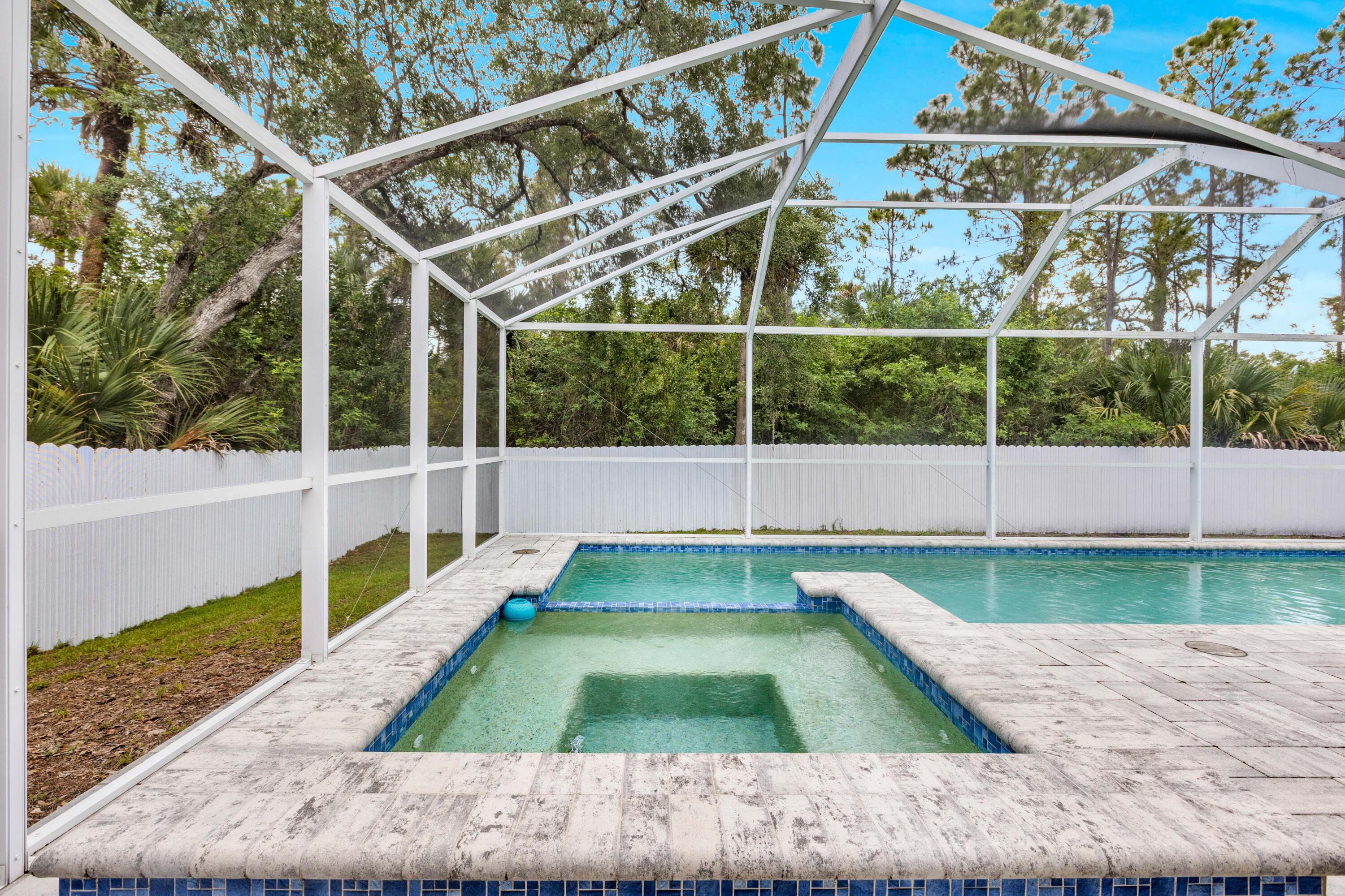 PORT LABELLE UNIT 6 - Residential