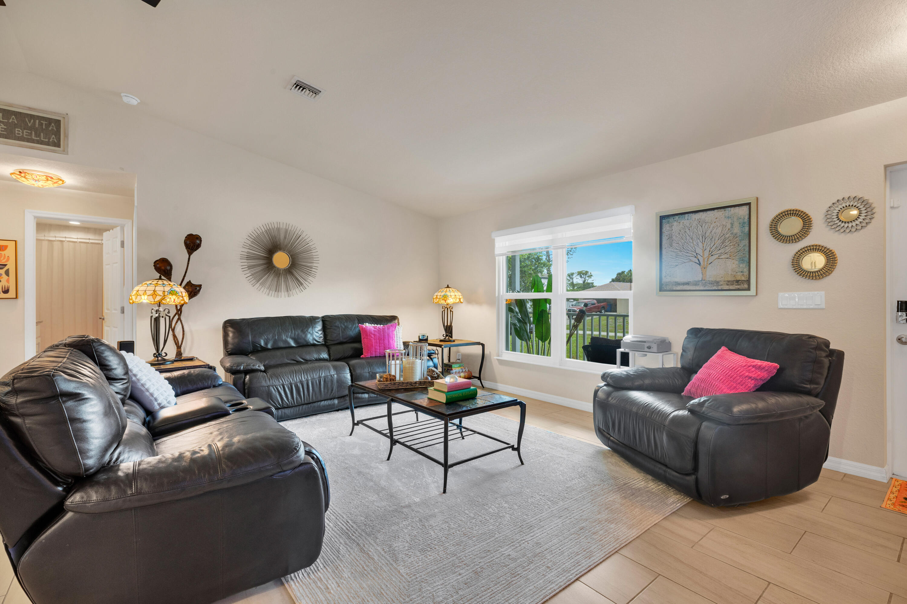 PORT LABELLE UNIT 6 - Residential
