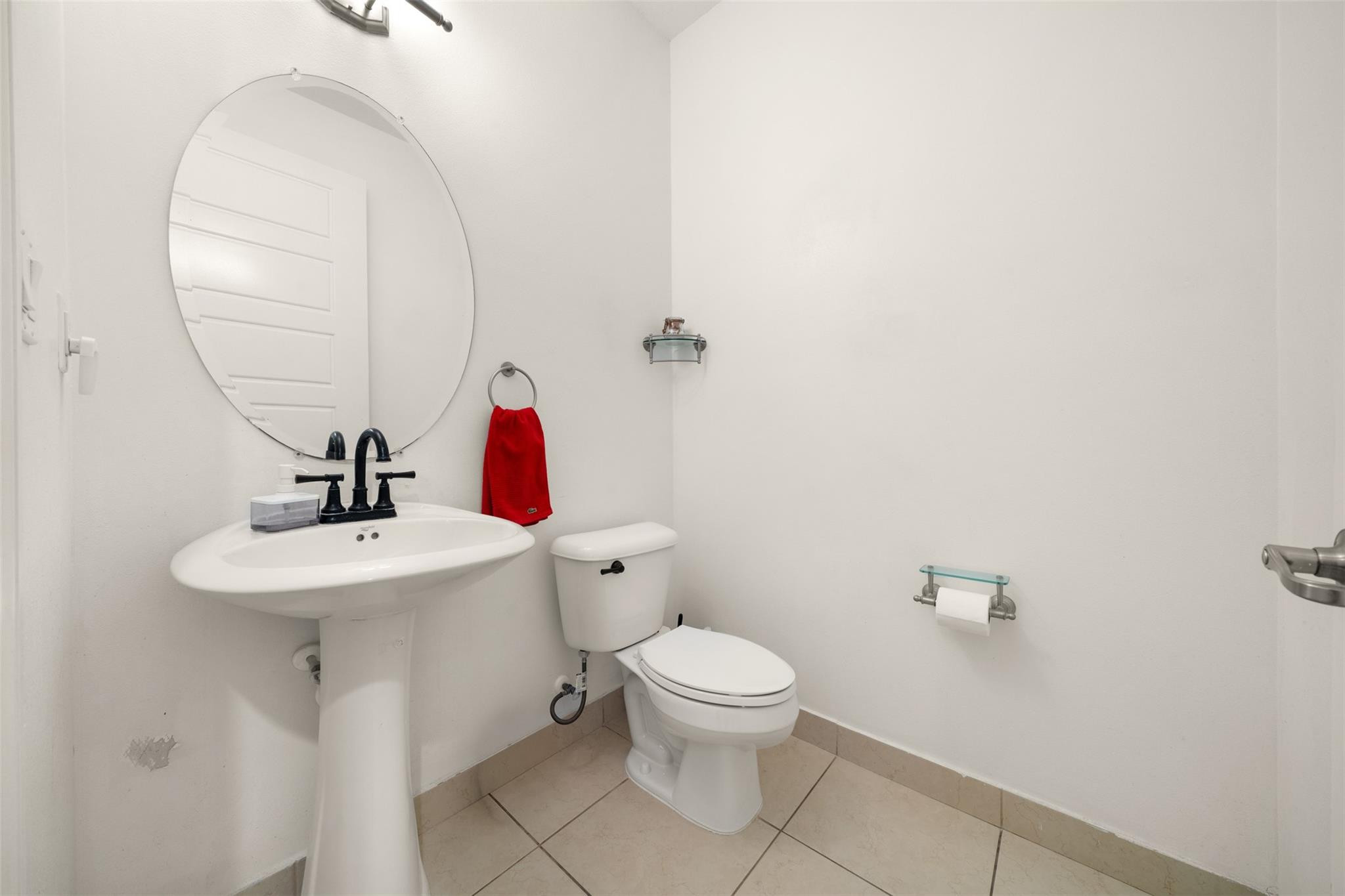 CHAMPION LAKES - Residential