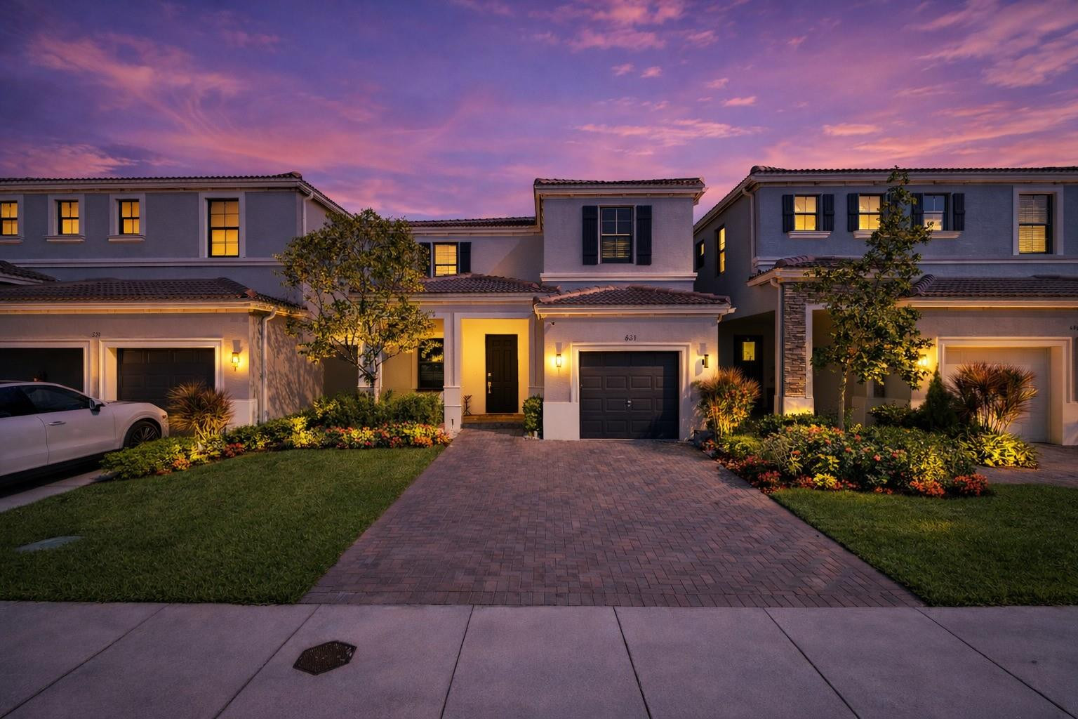 CHAMPION LAKES - Residential