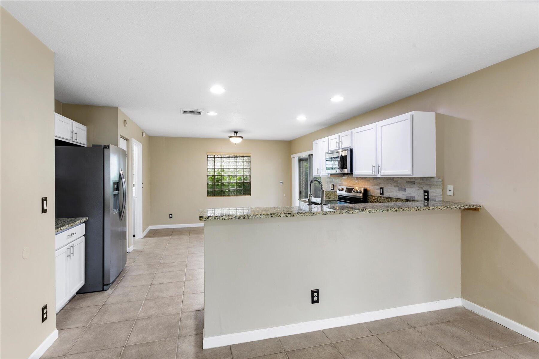 MELEAR BORGATA - Residential Lease