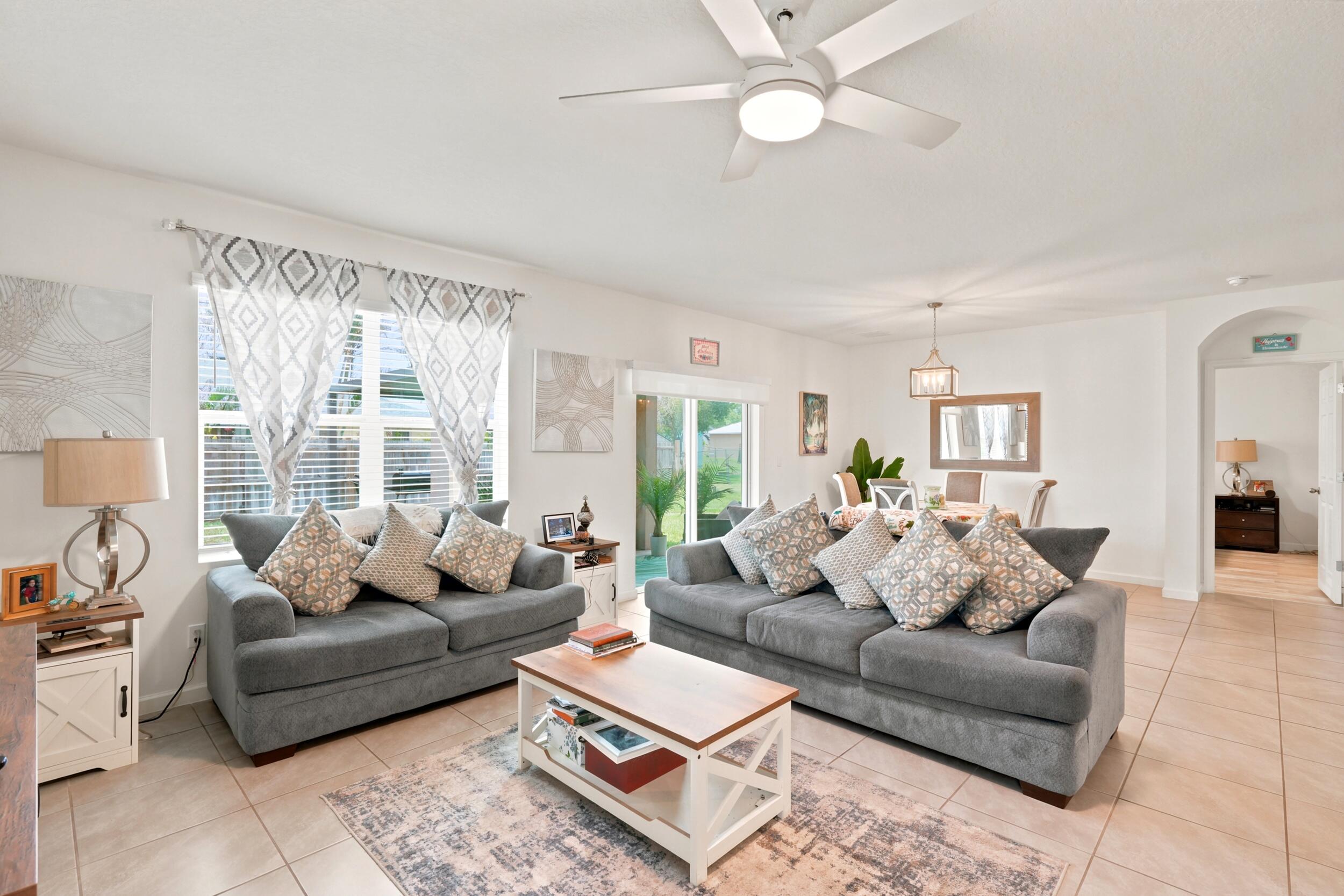 PORT ST LUCIE SECTION 19 - Residential
