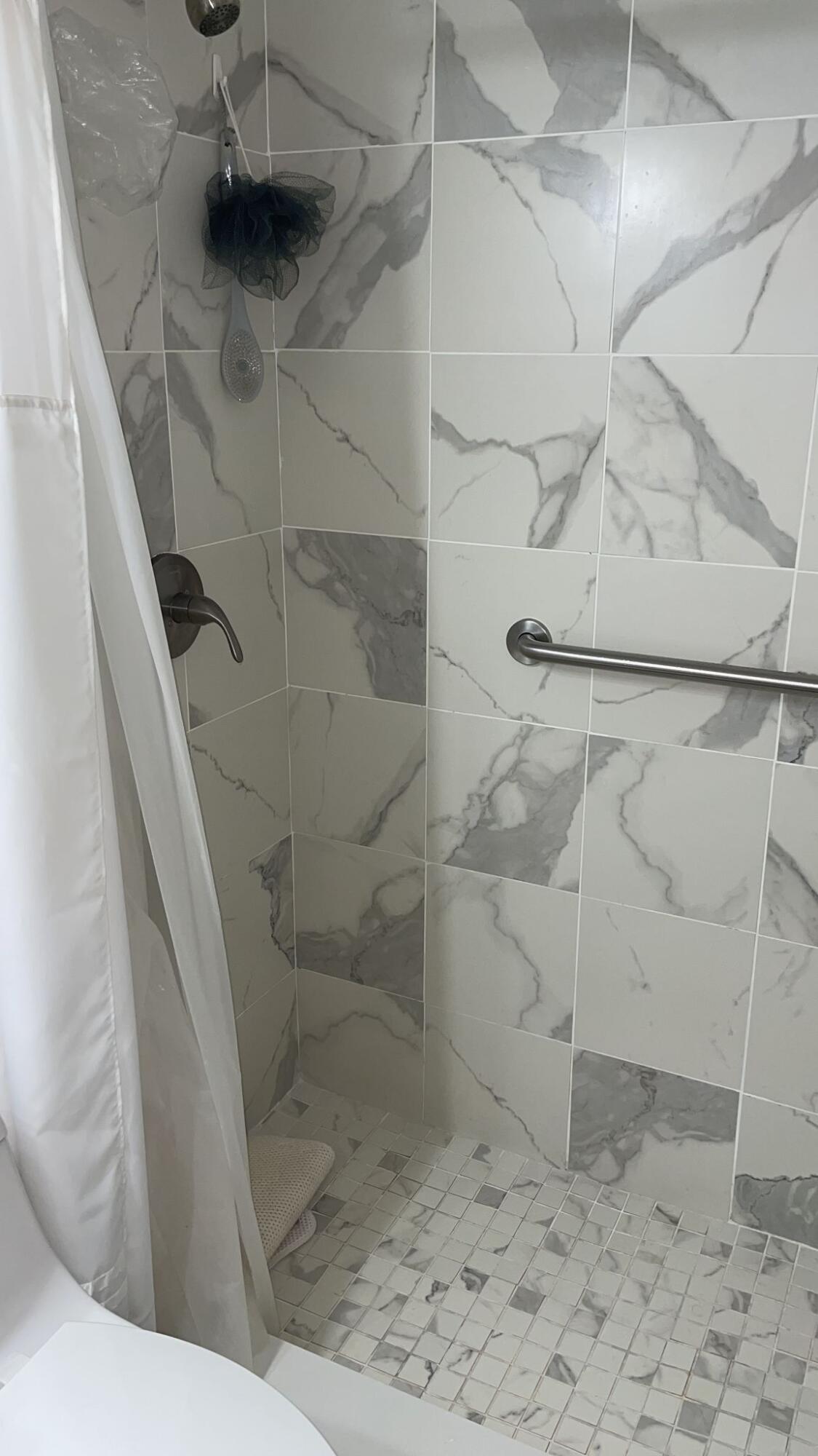 CORNWALL AT CENTURY VILLAGE CONDO - Residential Lease
