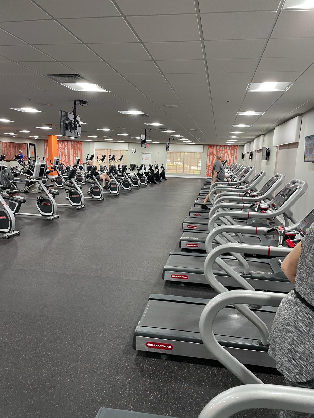 CORNWALL AT CENTURY VILLAGE CONDO - Residential Lease