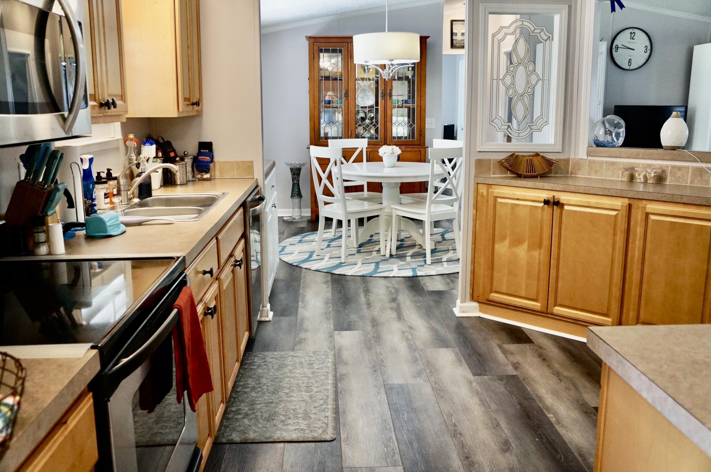 Spanish Lakes - Residential