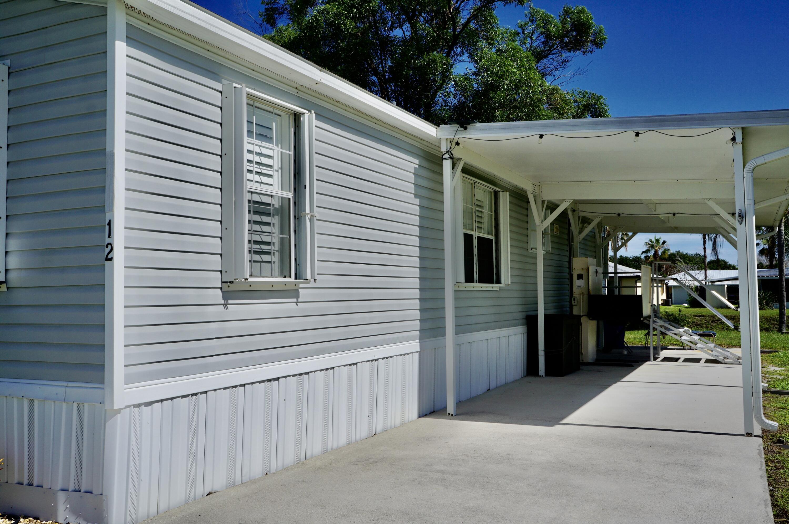 Spanish Lakes - Residential
