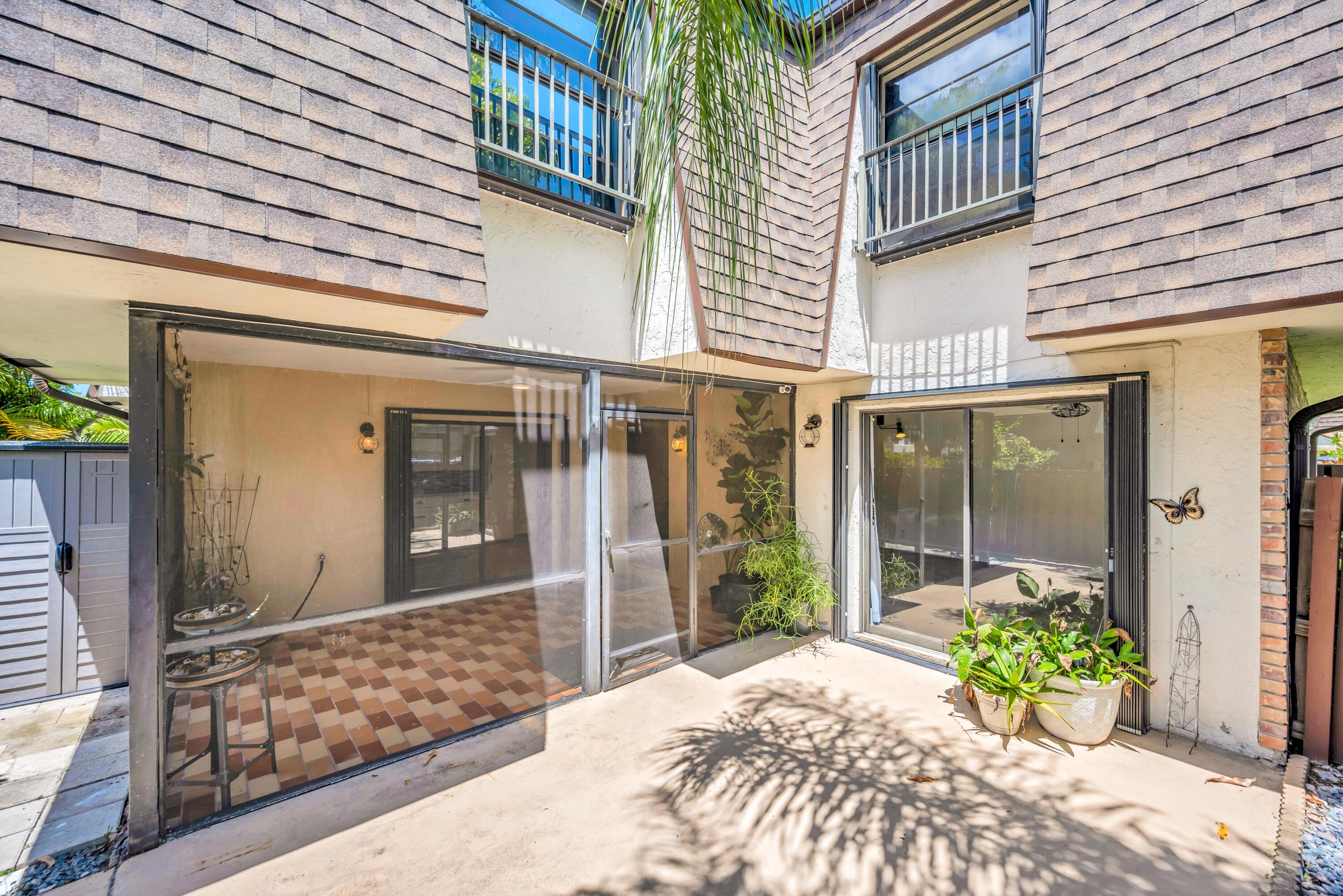 PARKSIDE - Residential