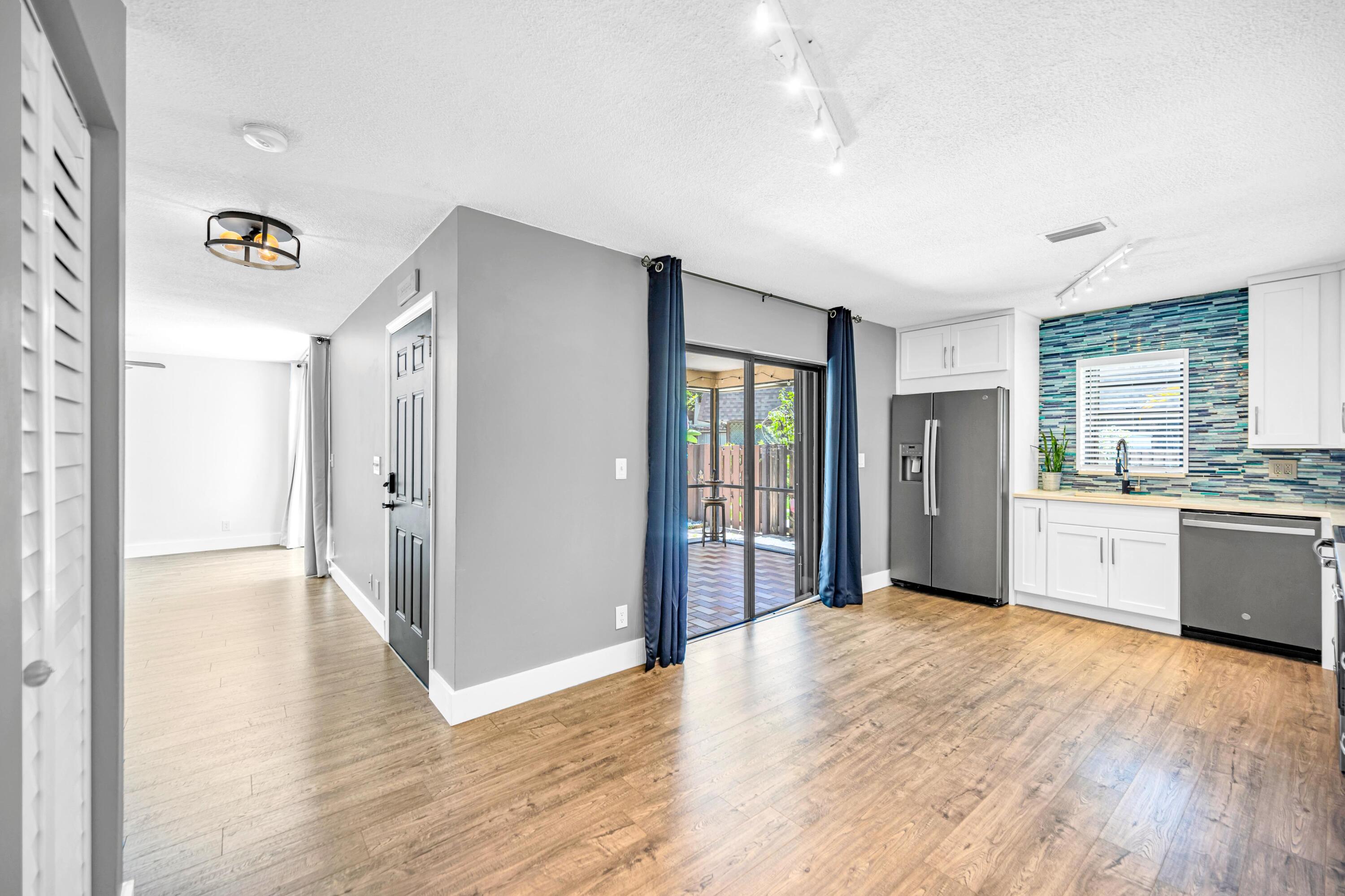 PARKSIDE - Residential