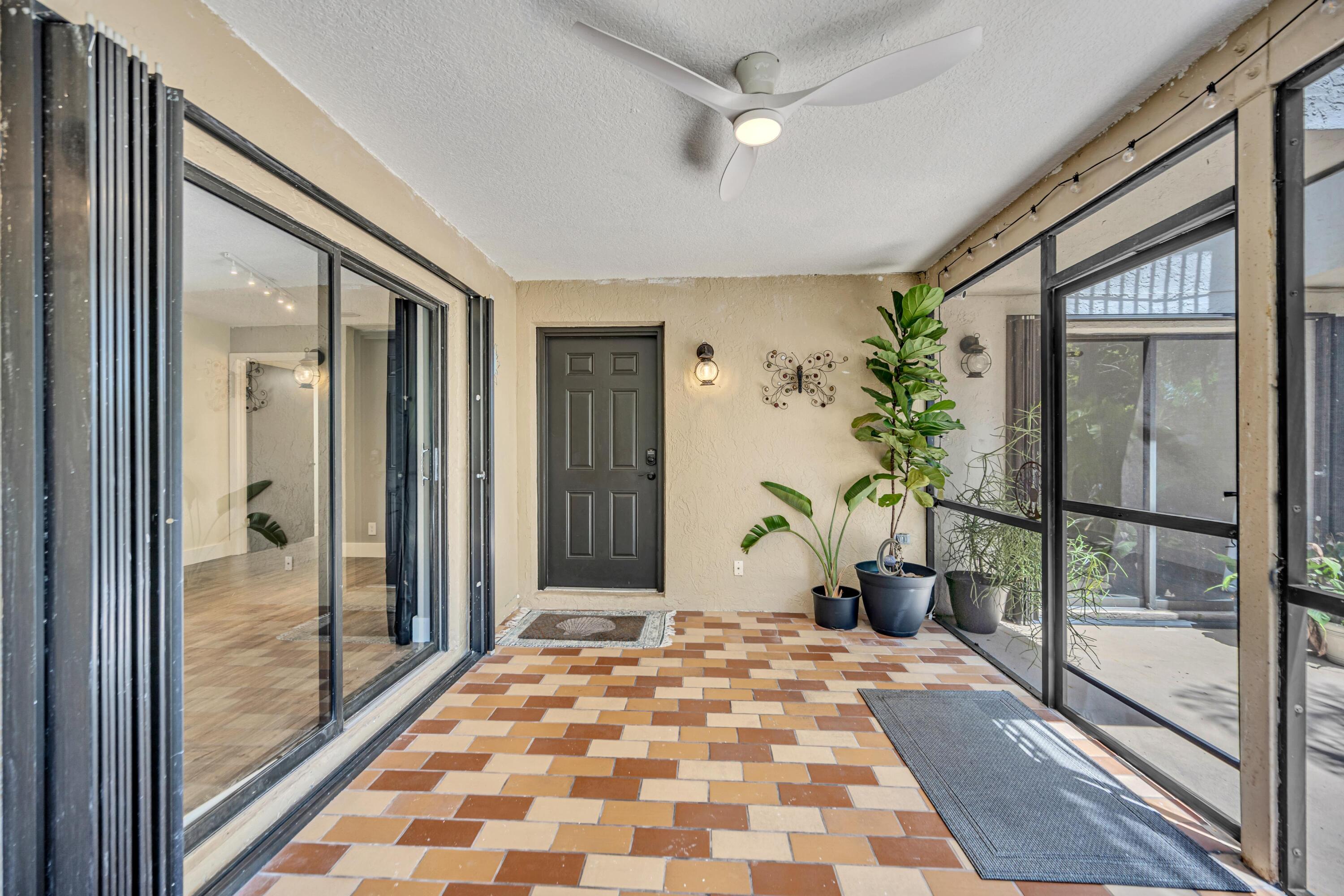 PARKSIDE - Residential