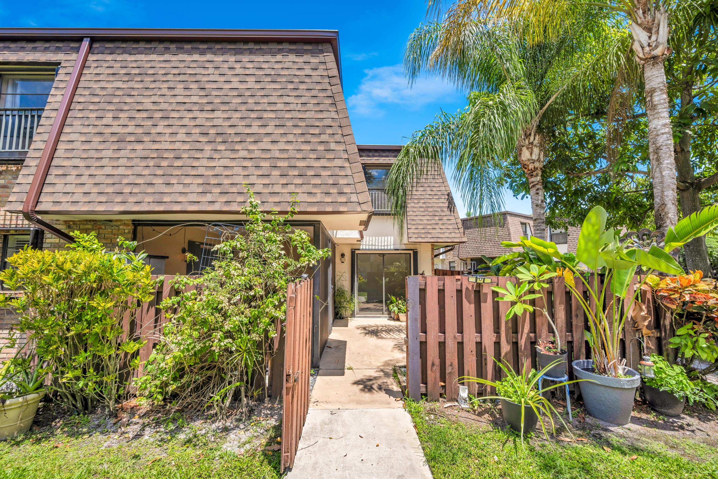 PARKSIDE - Residential