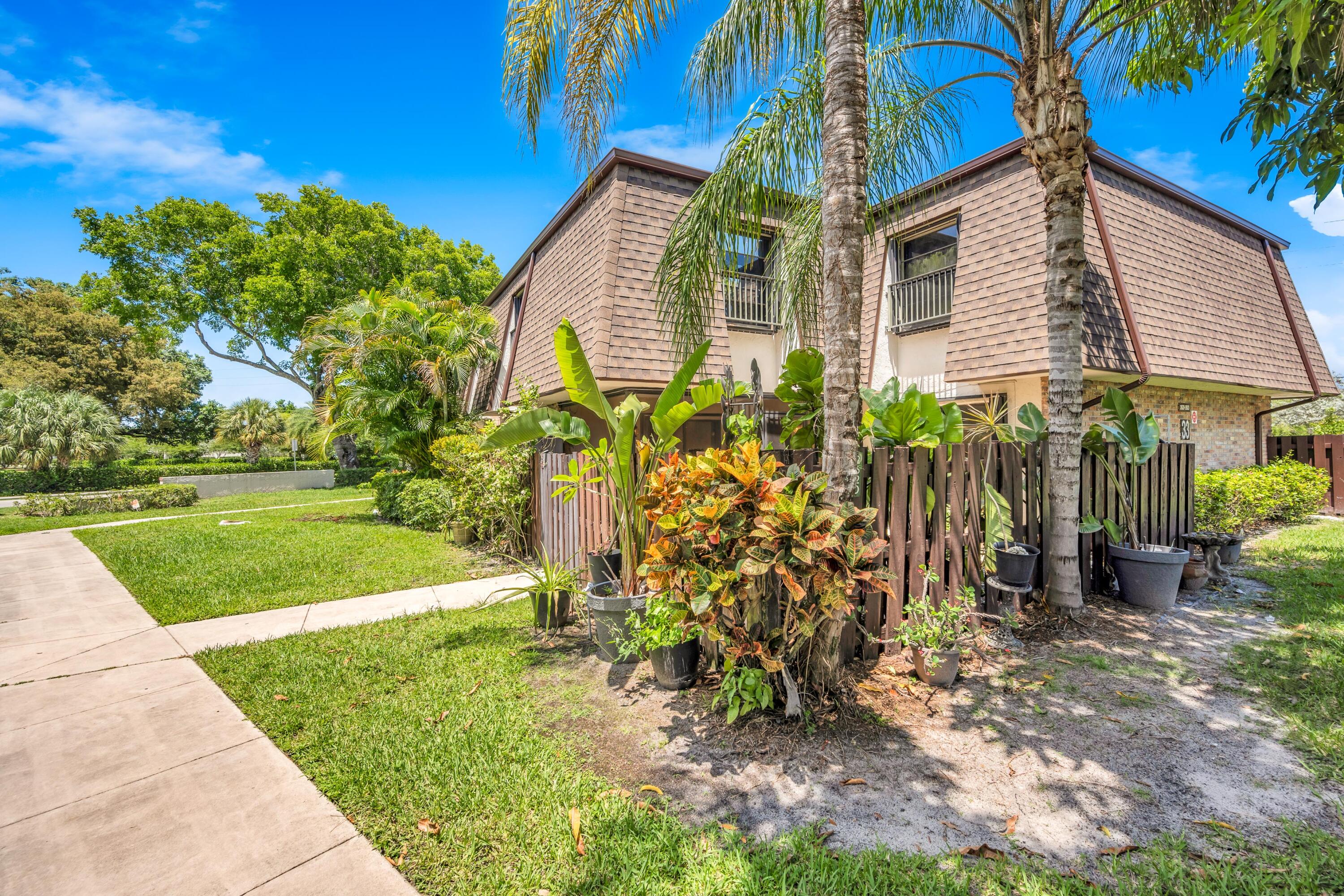PARKSIDE - Residential