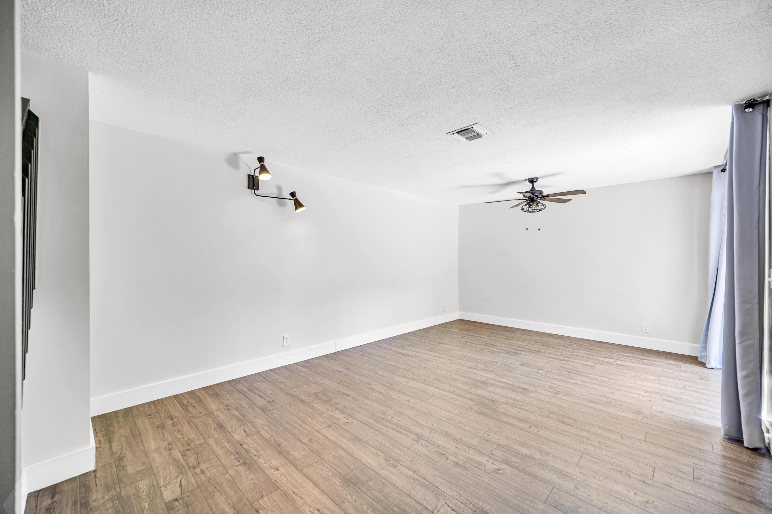 PARKSIDE - Residential