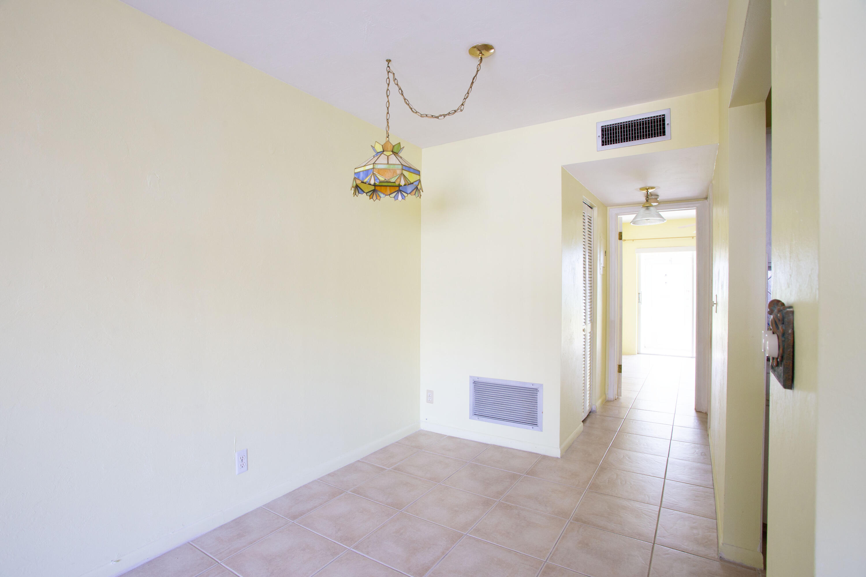 MURRY HILLS APT BLDG CONDO - Residential