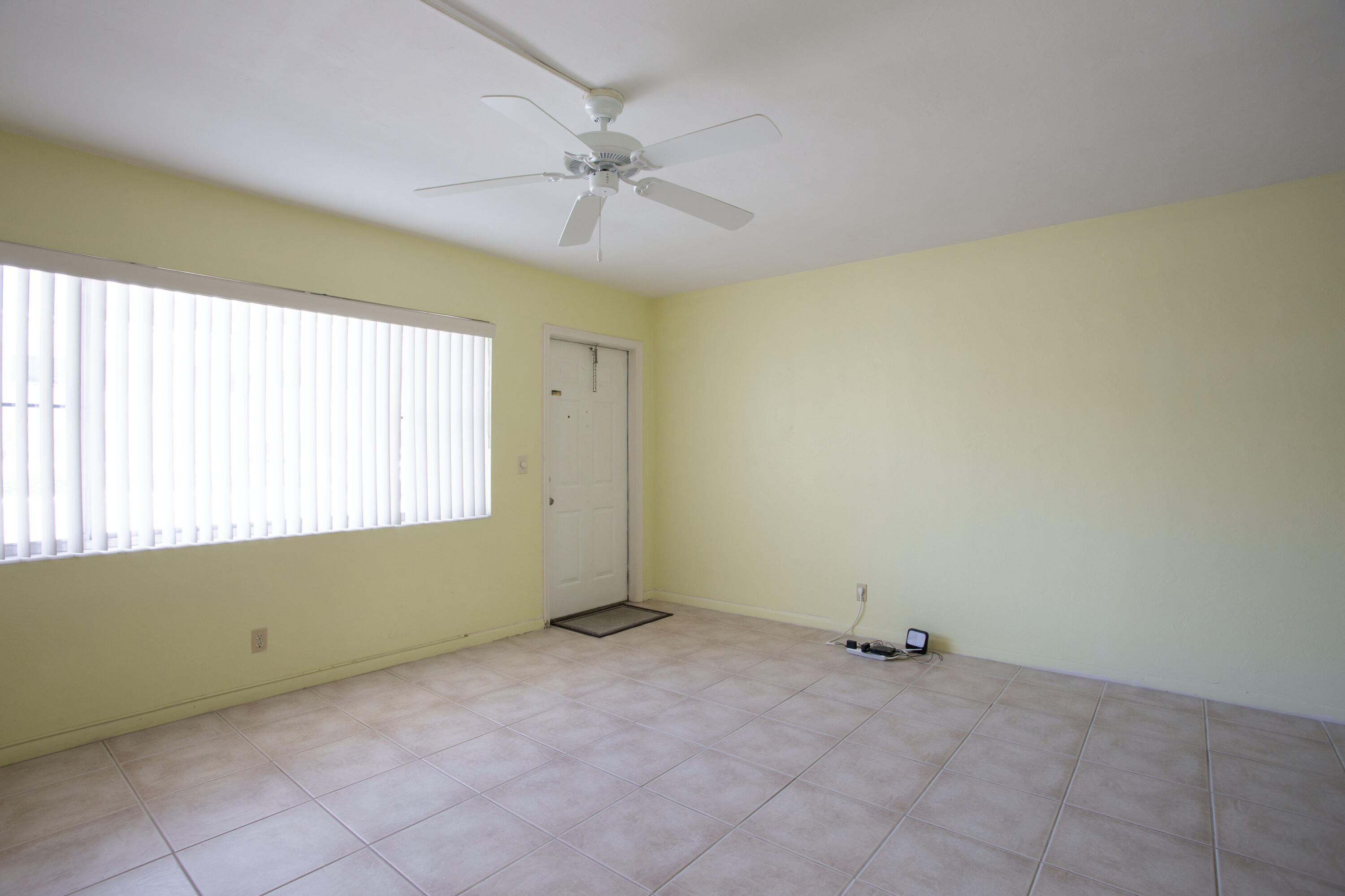 MURRY HILLS APT BLDG CONDO - Residential