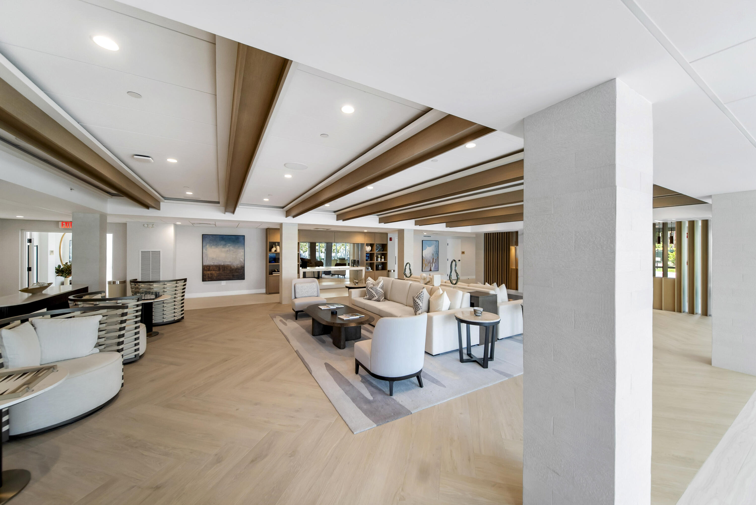 YACHT & RACQUET CLUB OF BOCA RATON CONDO - Residential