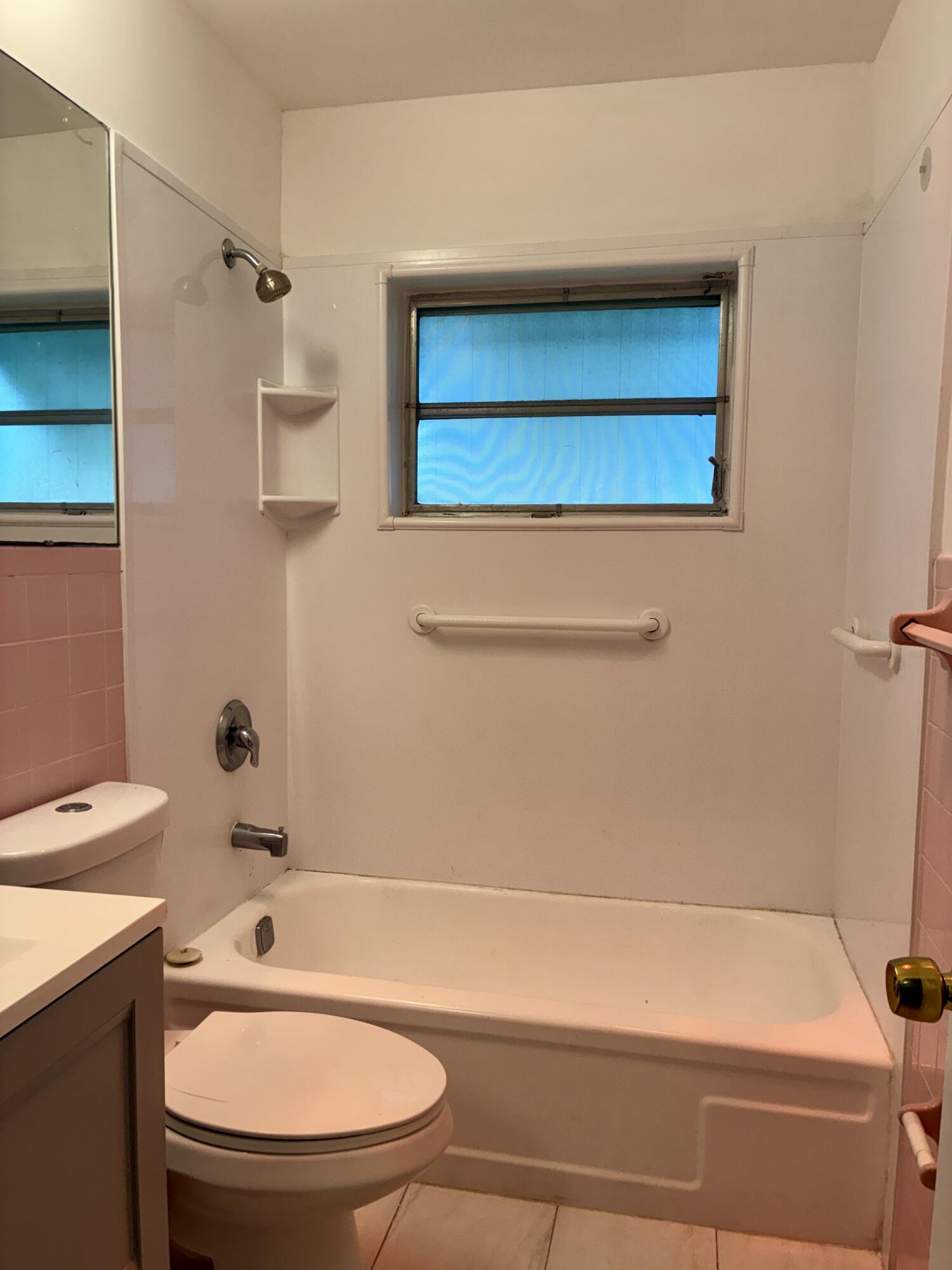 PARADISE GARDENS SEC 4 - Residential Lease
