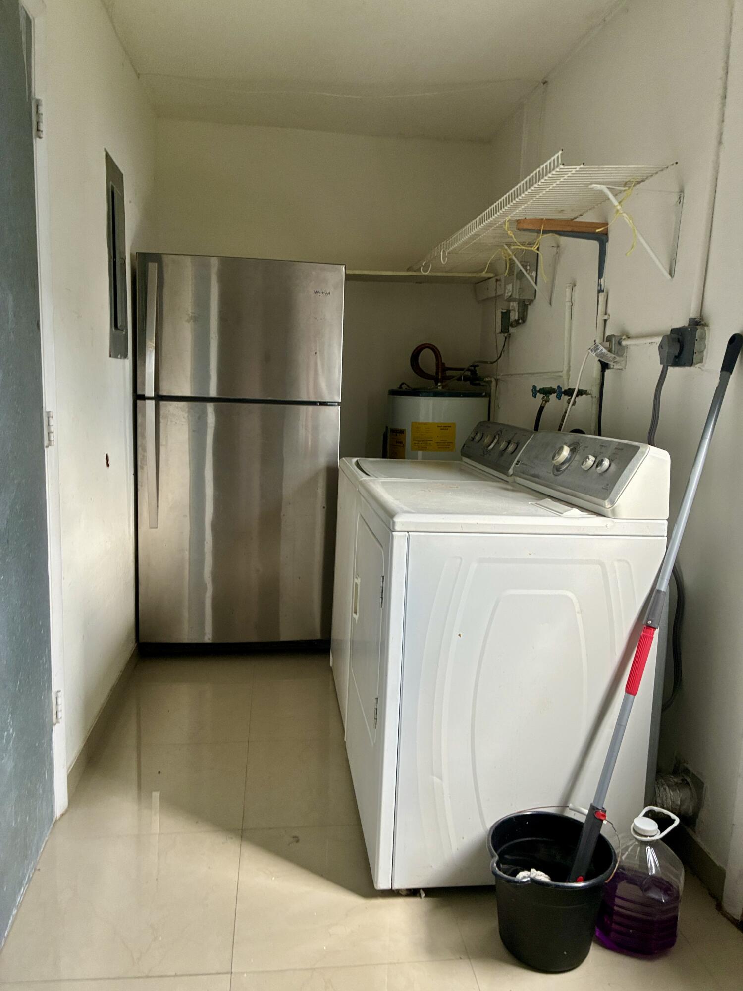 PARADISE GARDENS SEC 4 - Residential Lease