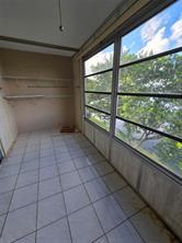 HARWOOD E CONDO - Residential